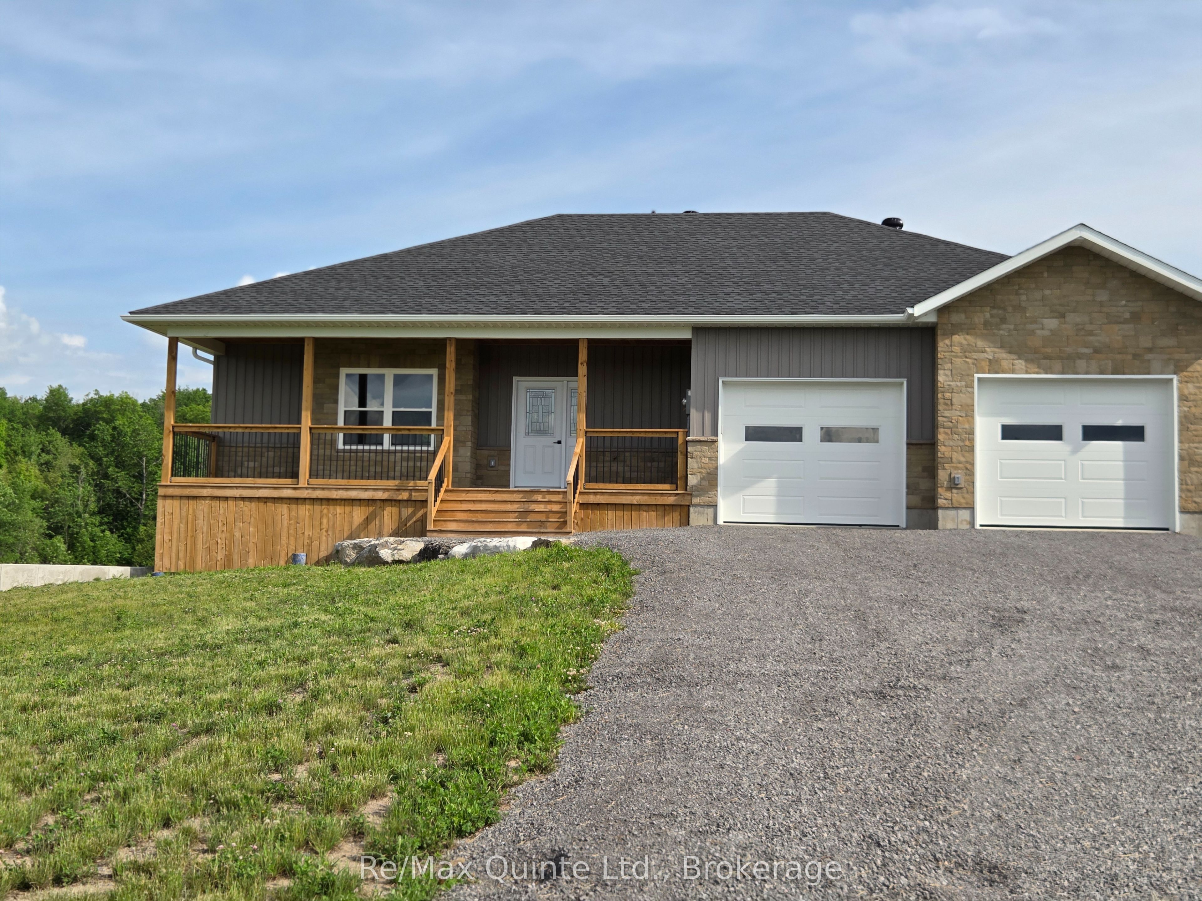 202 Windmill Road Property Photo 2