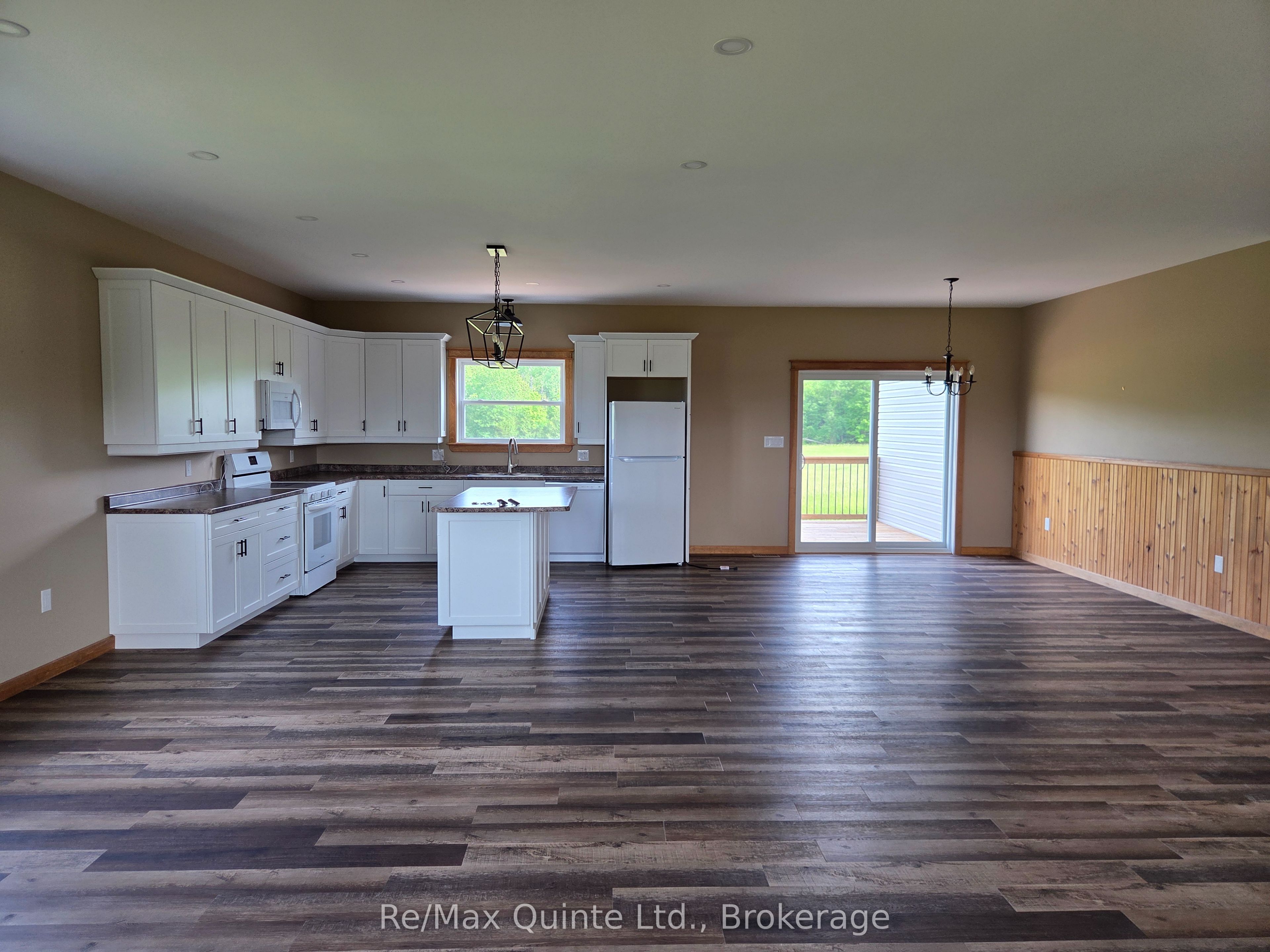 202 Windmill Road Property Photo 5