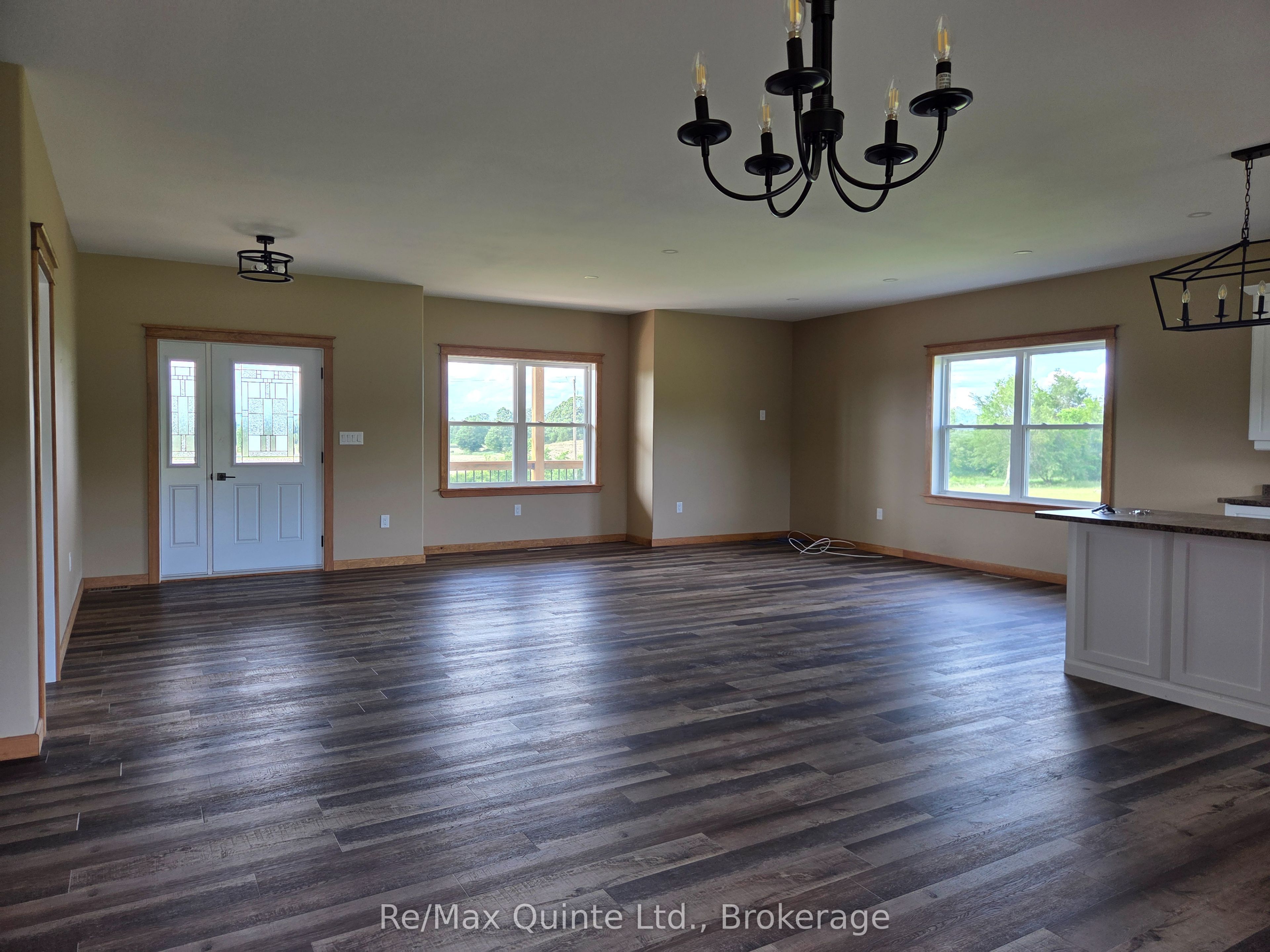 202 Windmill Road Property Photo 8
