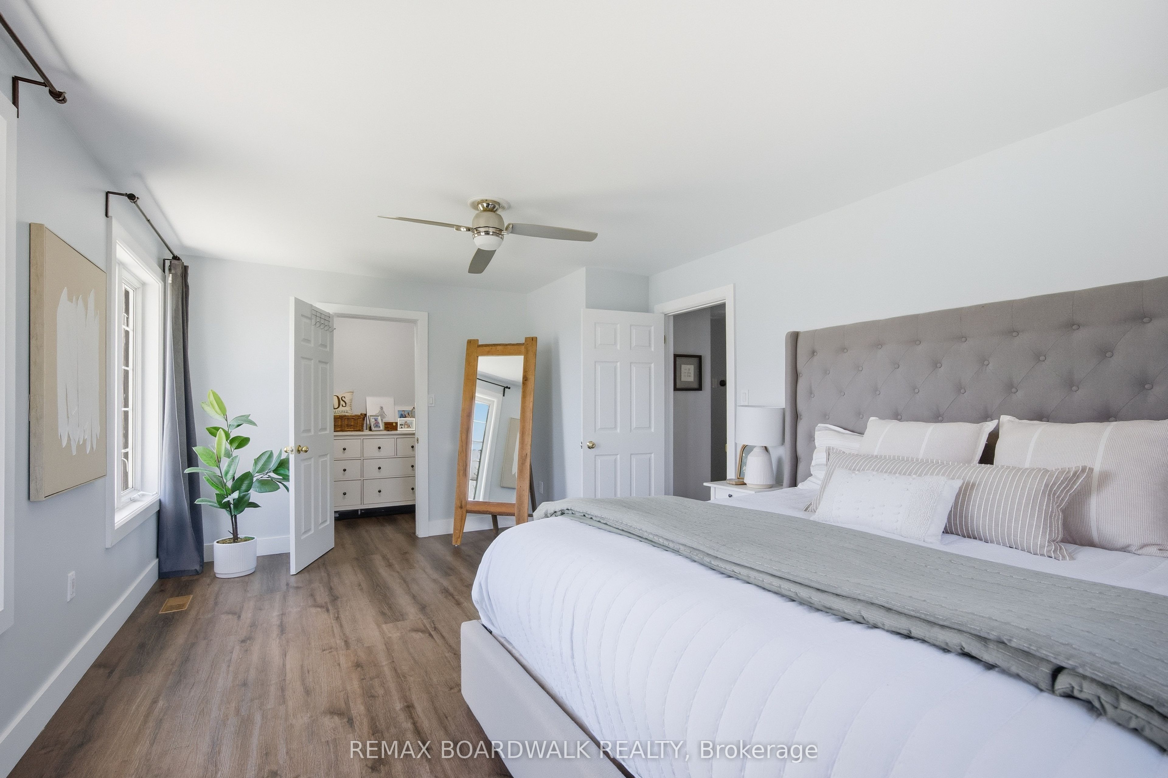 100 Mcculloughs Landing Property Photo 17