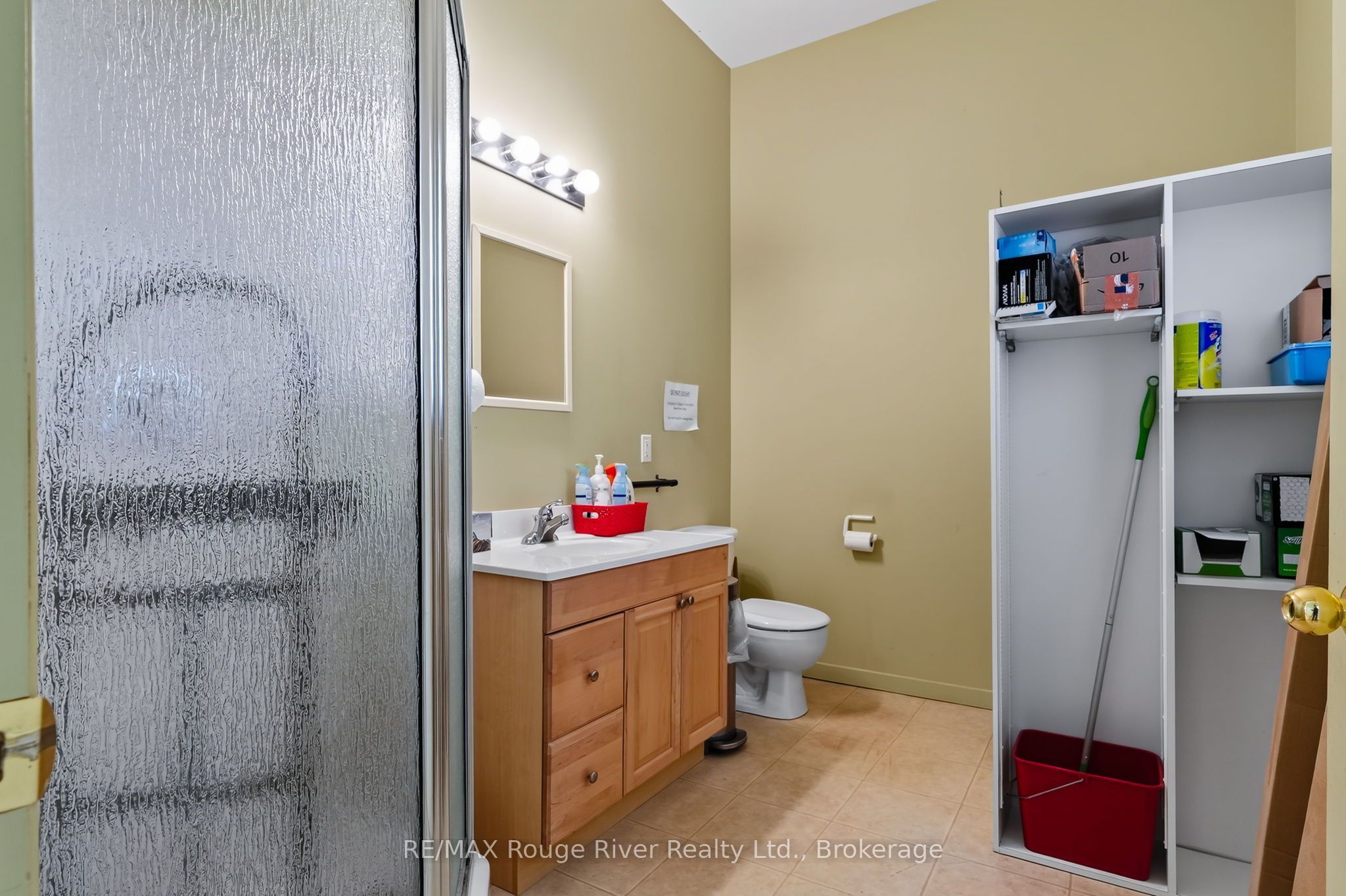 66 Elgin Street W Property Photo 15