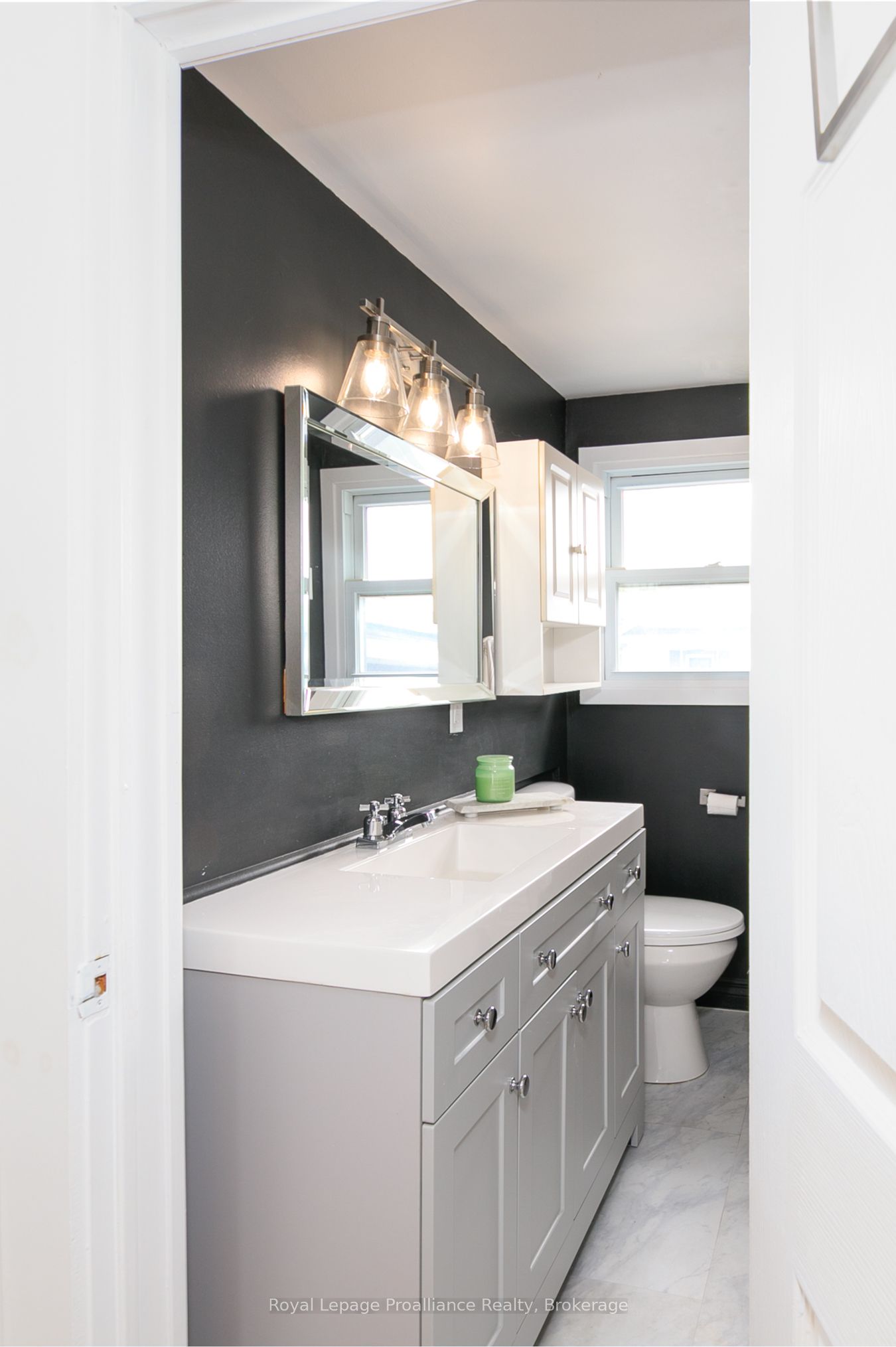 83 Moira Street E Property Photo 21