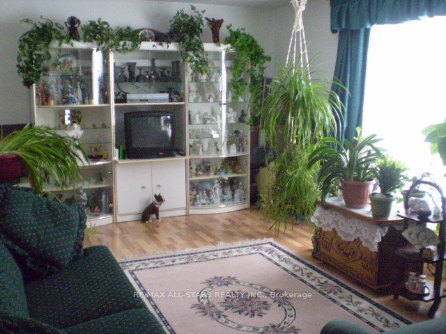1225 Spring Valley Road Property Photo 9