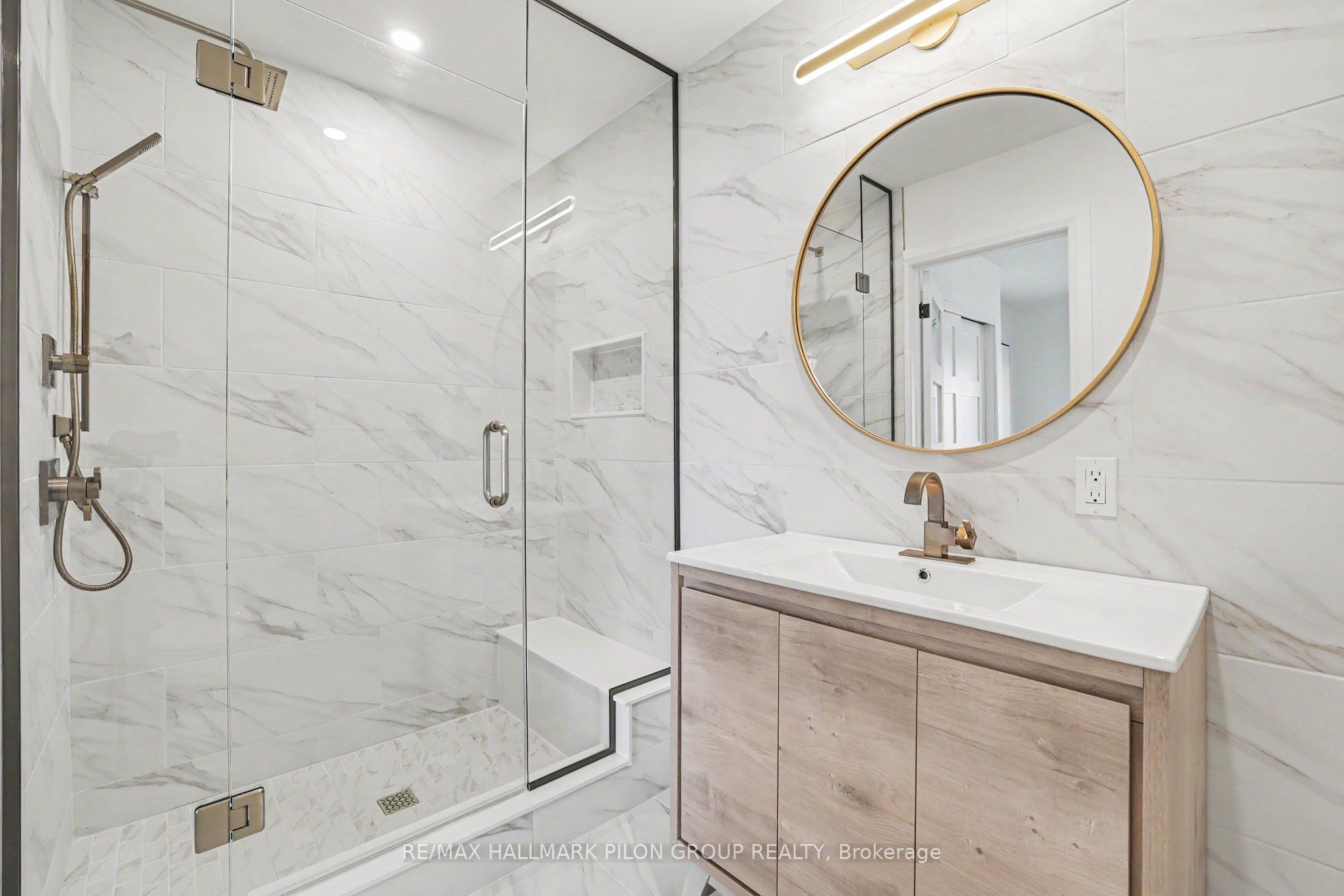 584 Bayview Drive Property Photo 21