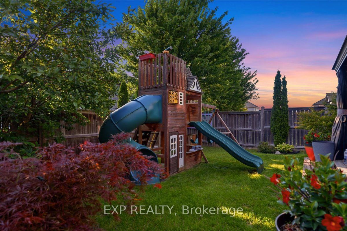 6063 Fausta Boulevard Property Photo 32
