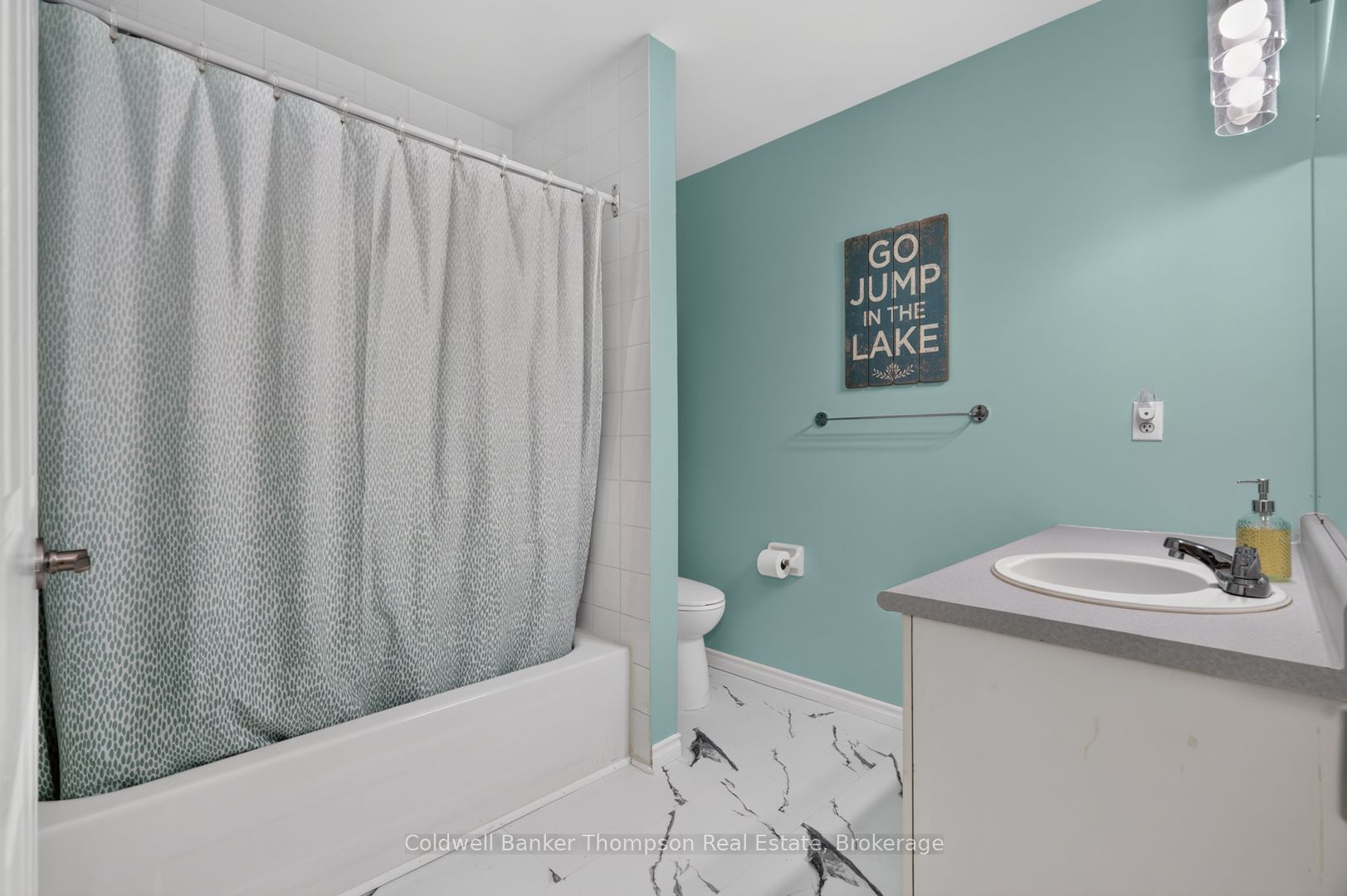 15 Sabrina Park Drive Property Photo 27