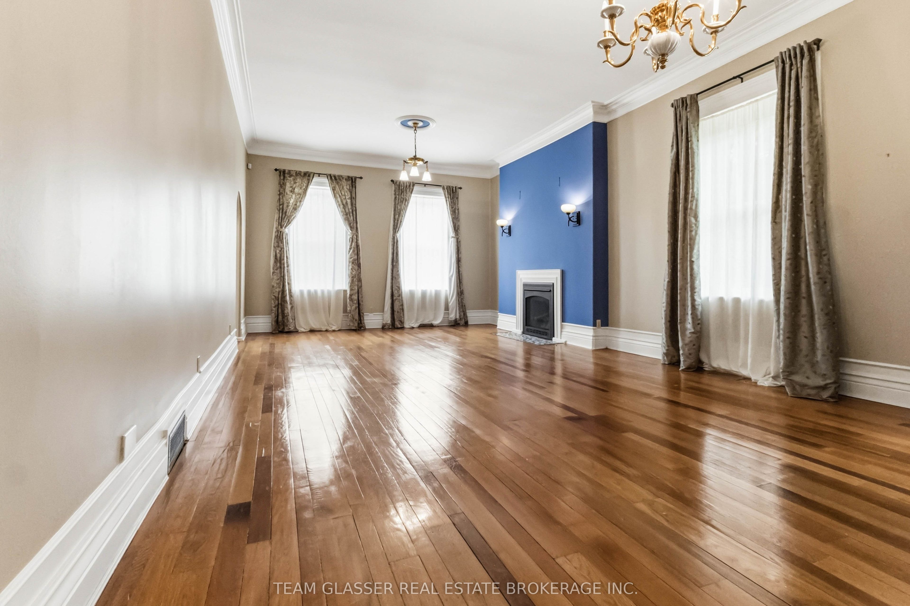 510 Dufferin Avenue Property Photo 13