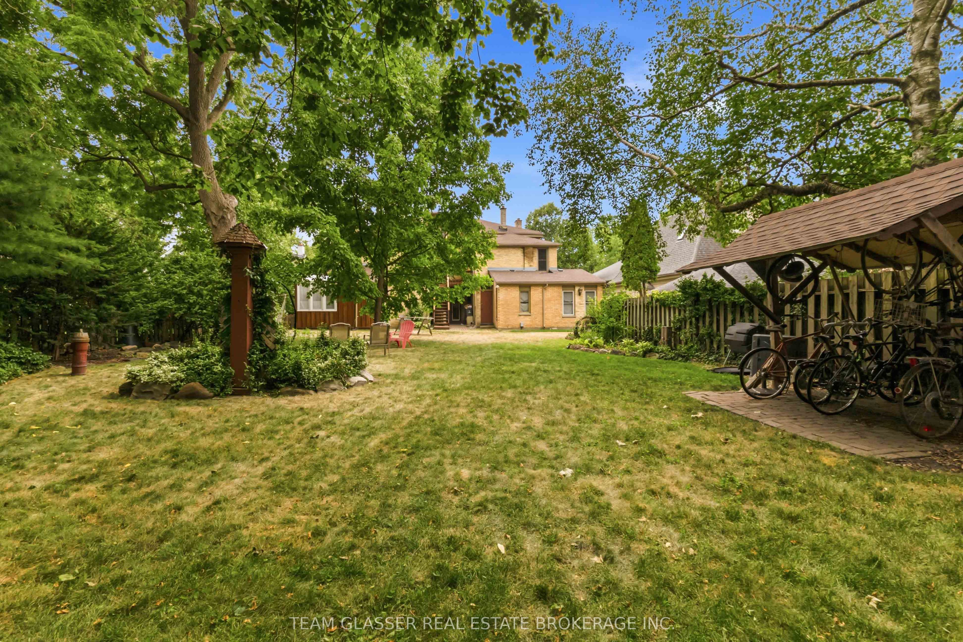 510 Dufferin Avenue Property Photo 33