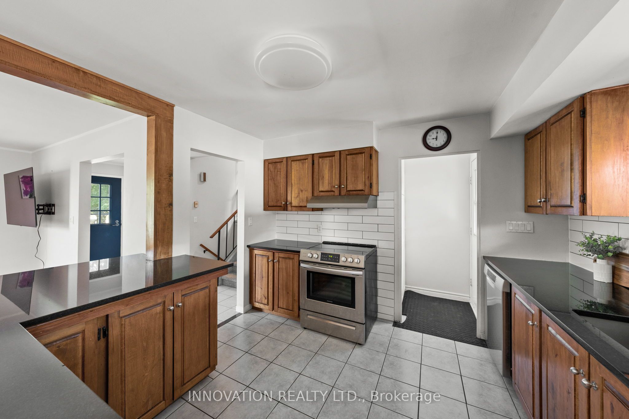 658 Kitley 3 Line Property Photo 3