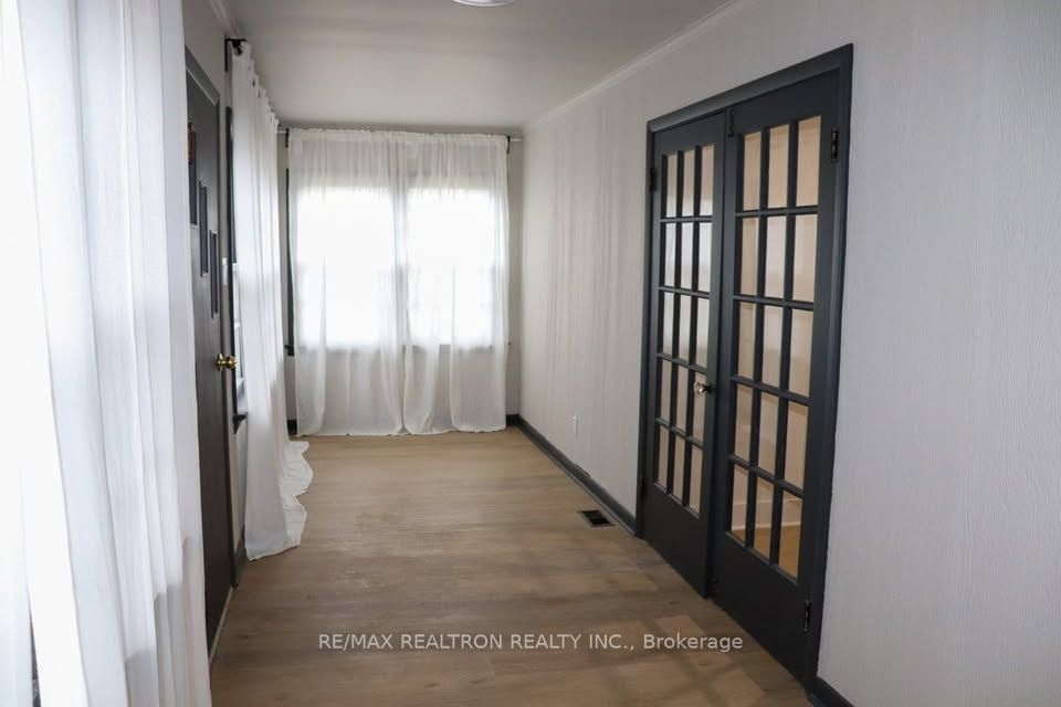 192 Lincoln Road W Property Photo 2