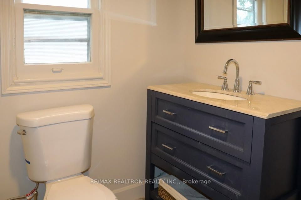 192 Lincoln Road W Property Photo 8