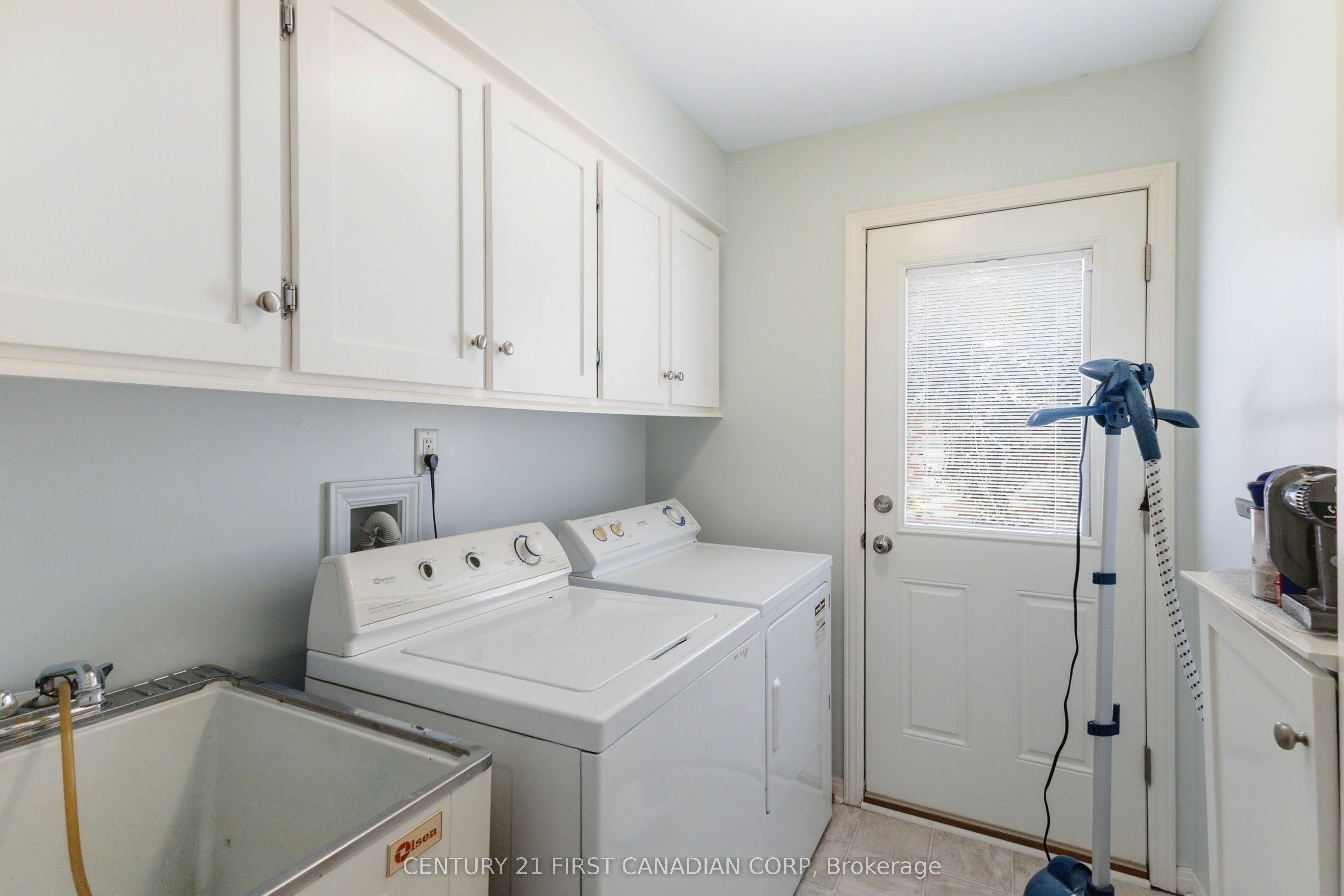 1080 Viscount Road Property Photo 27
