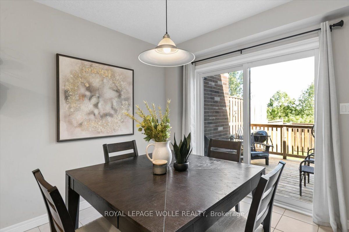 1453 Dunkirk Avenue Property Photo 14