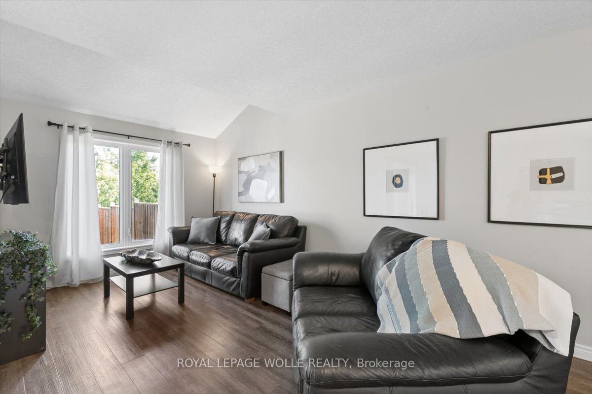 1453 Dunkirk Avenue Property Photo 16
