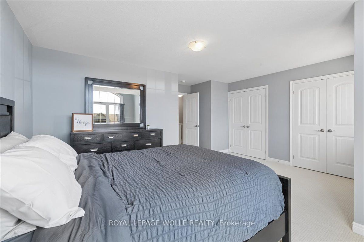 1453 Dunkirk Avenue Property Photo 21