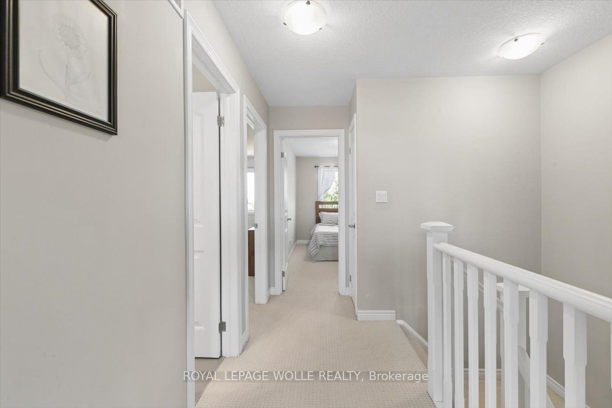 1453 Dunkirk Avenue Property Photo 23