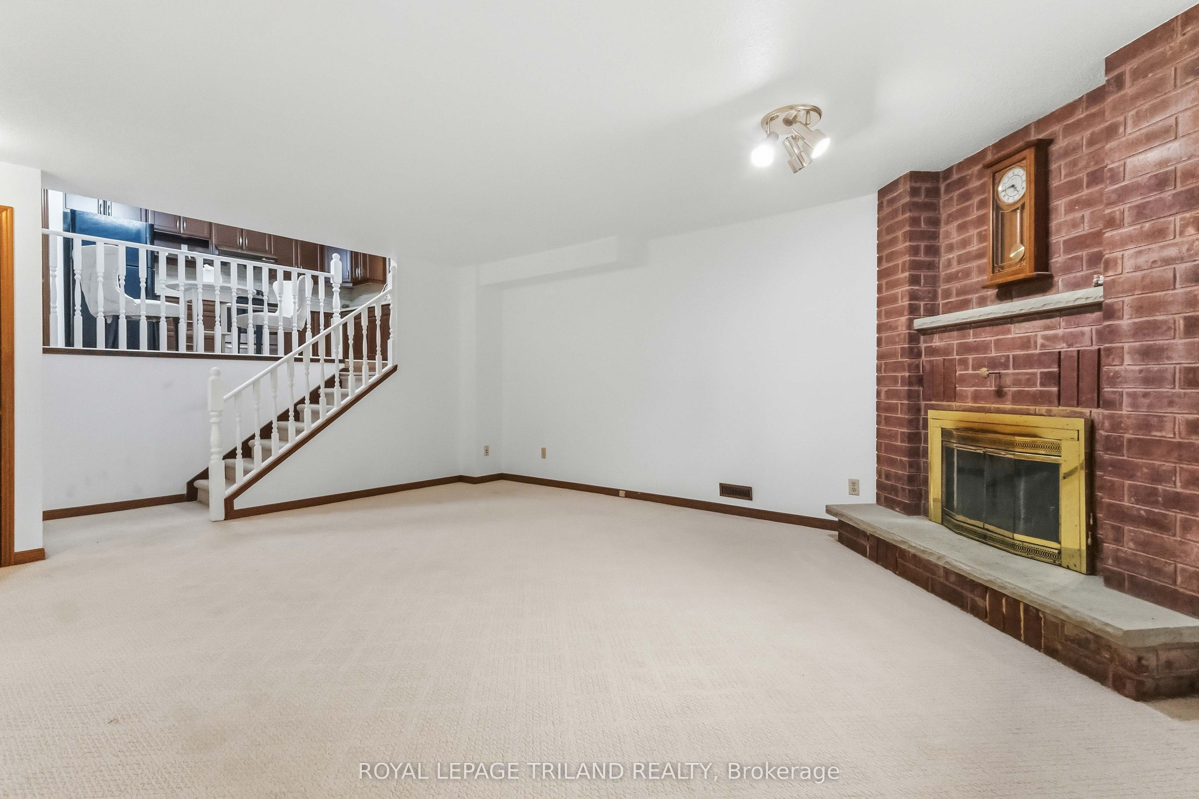 954 Chippewa Drive Property Photo 24