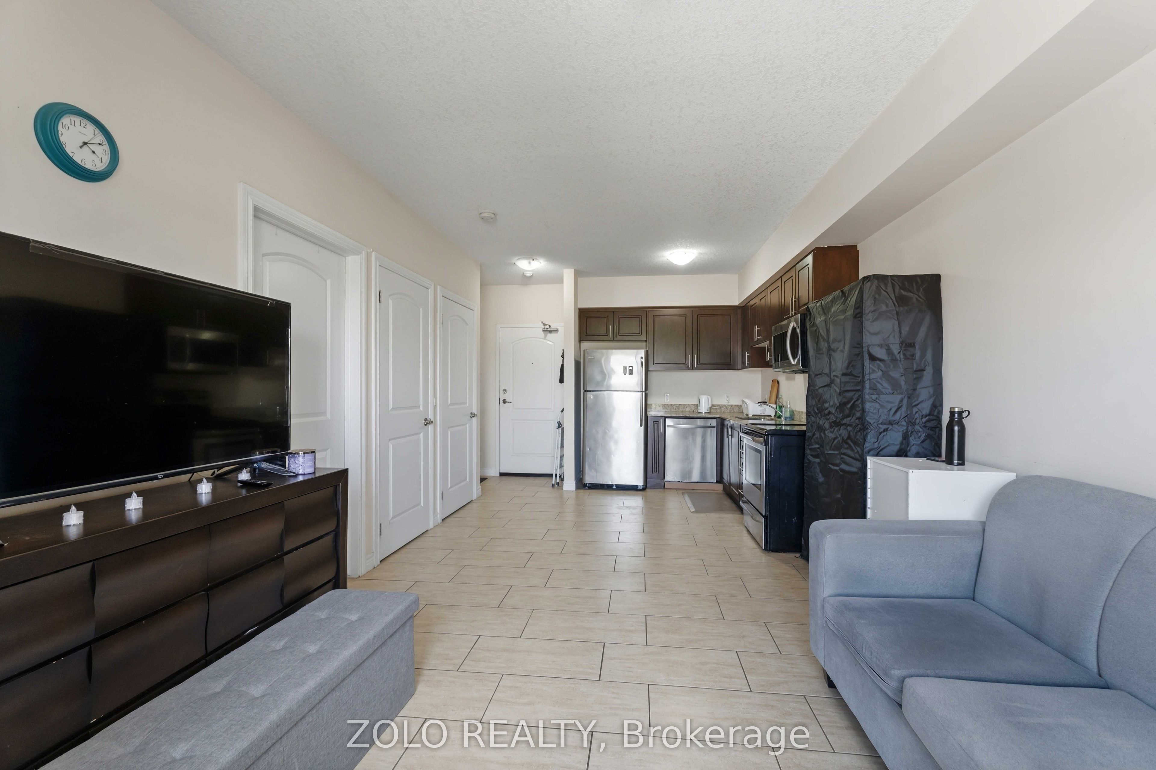 886 Golf Links Road 304 Property Photo 9