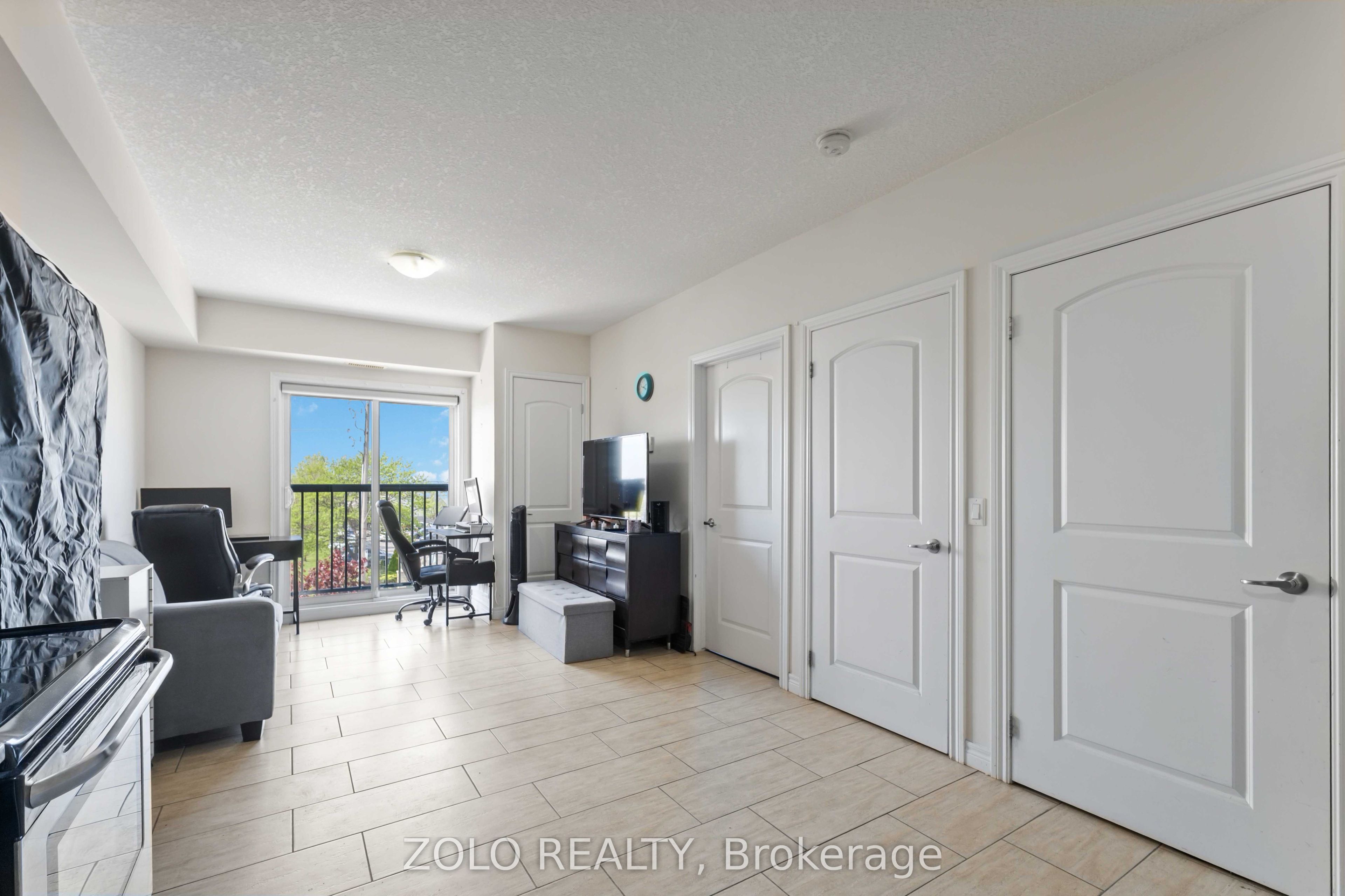 886 Golf Links Road 304 Property Photo 10
