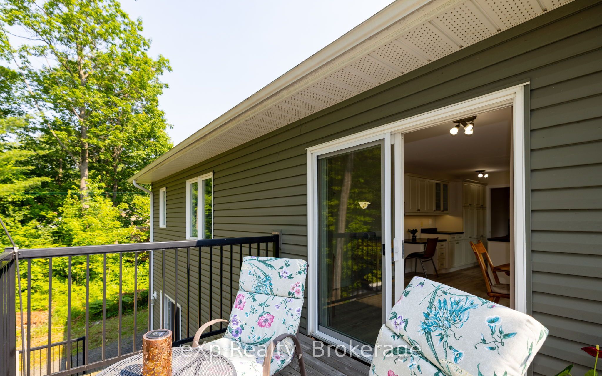 2 Mann Avenue N Property Photo 39
