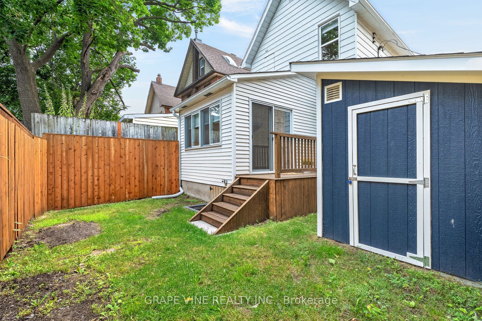 31 Westmount Avenue Property Photo 5
