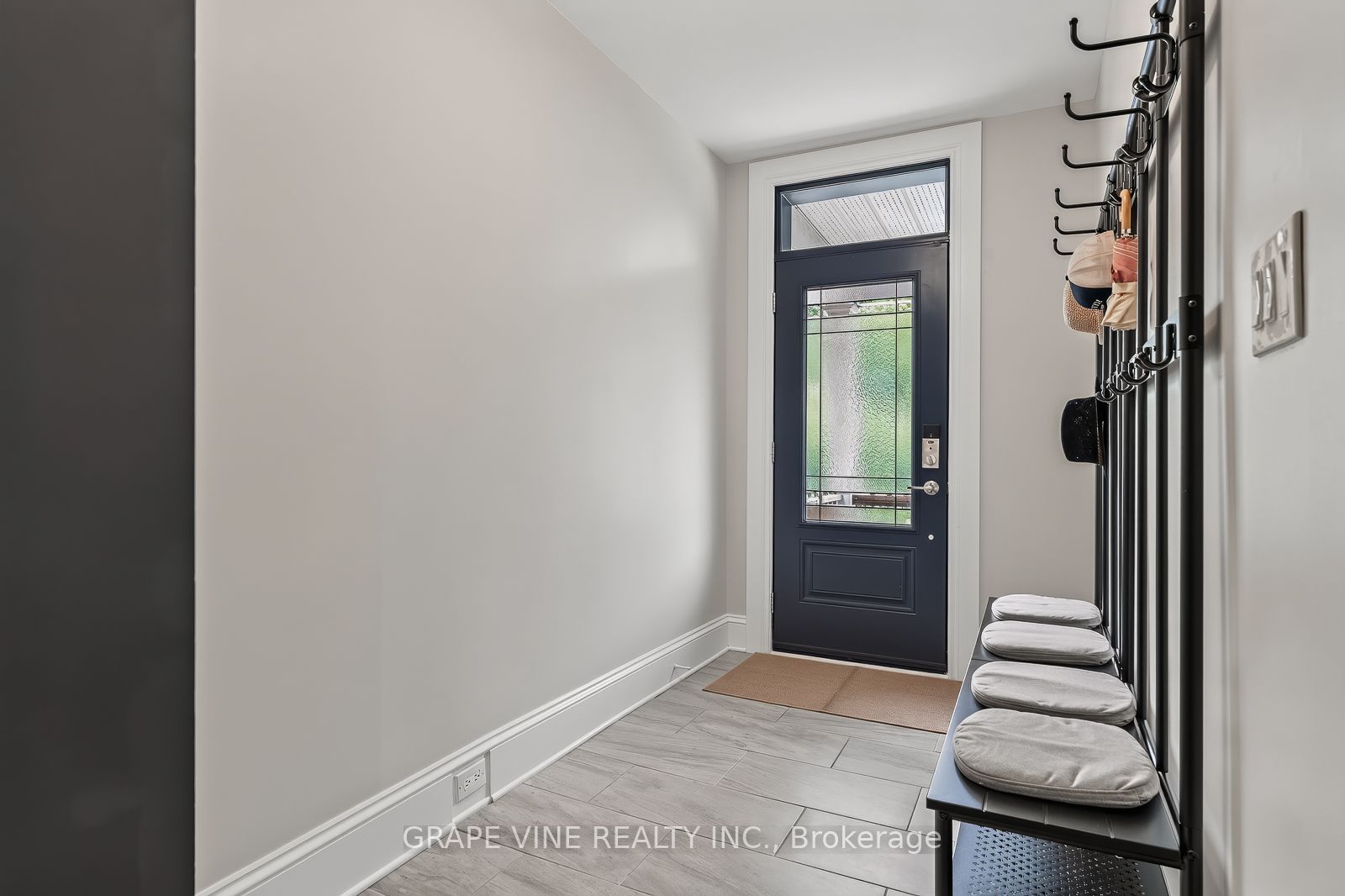 31 Westmount Avenue Property Photo 10