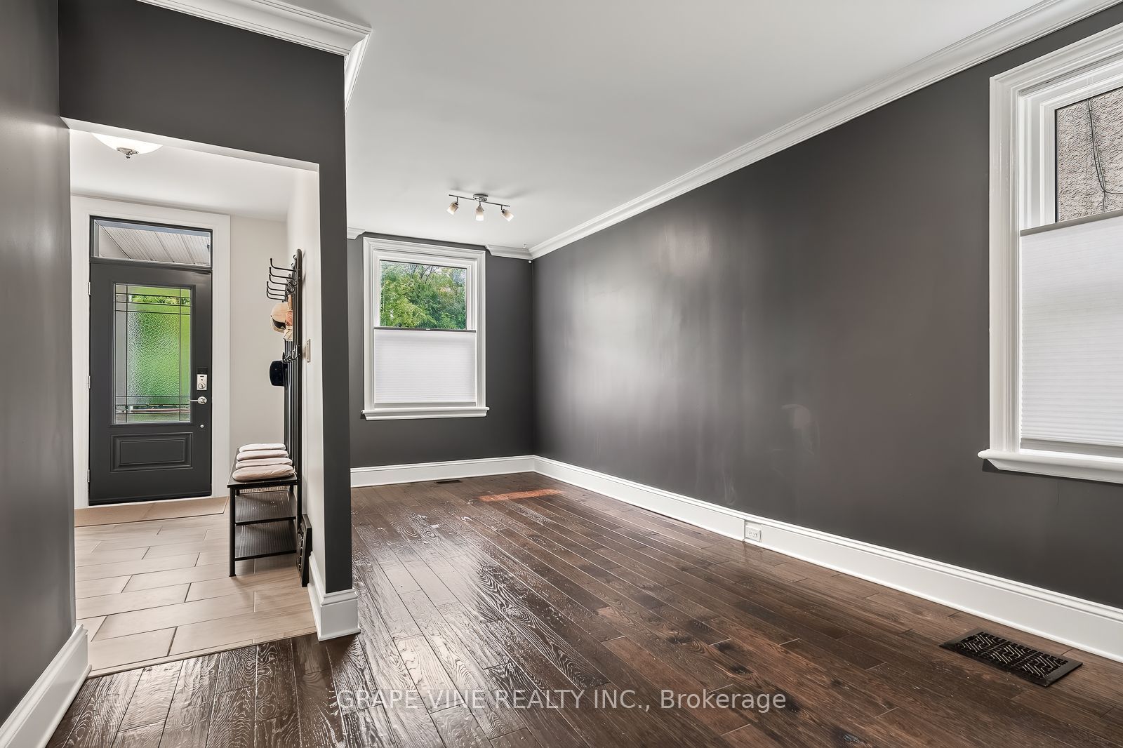 31 Westmount Avenue Property Photo 13
