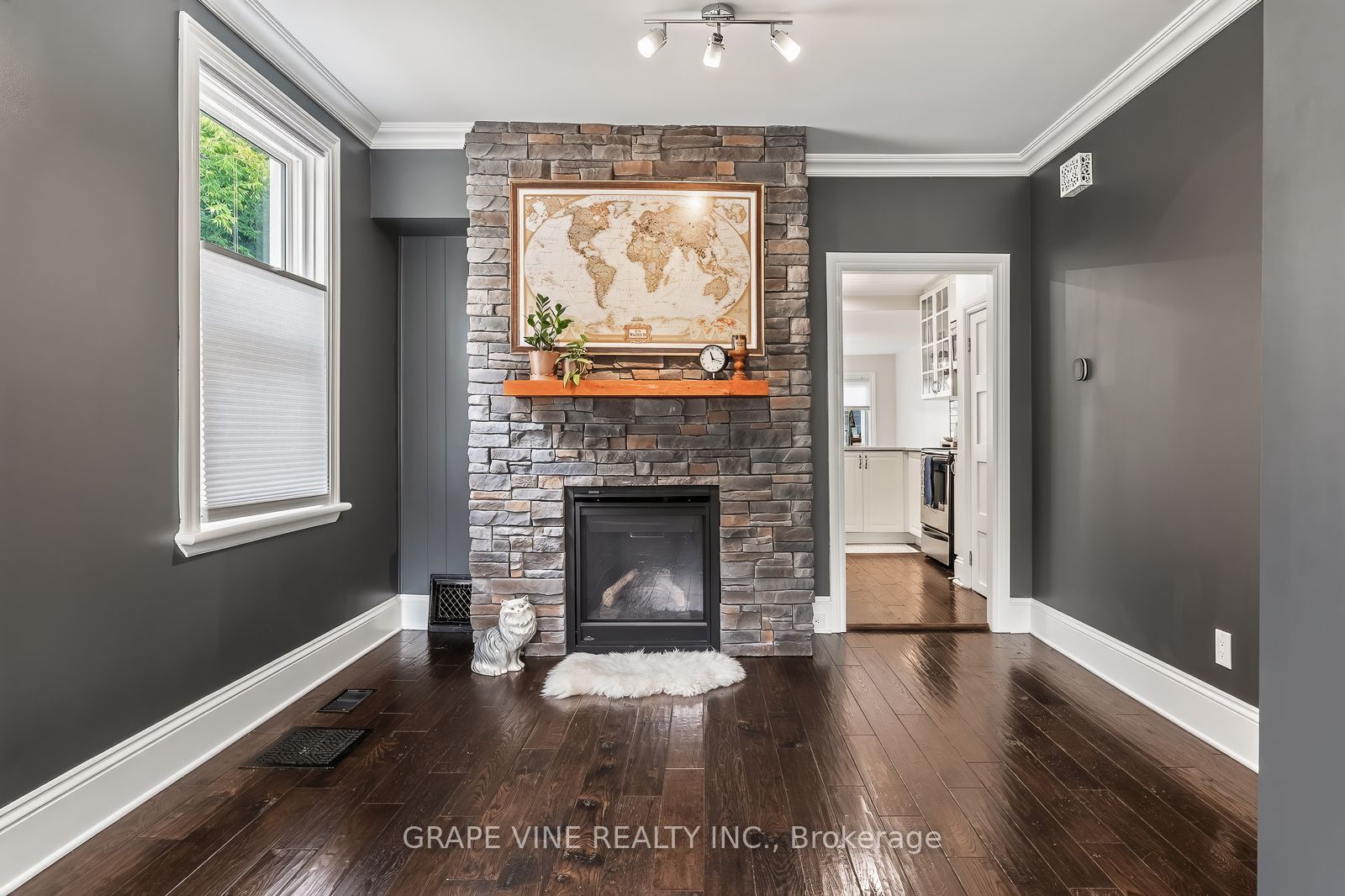 31 Westmount Avenue Property Photo 15