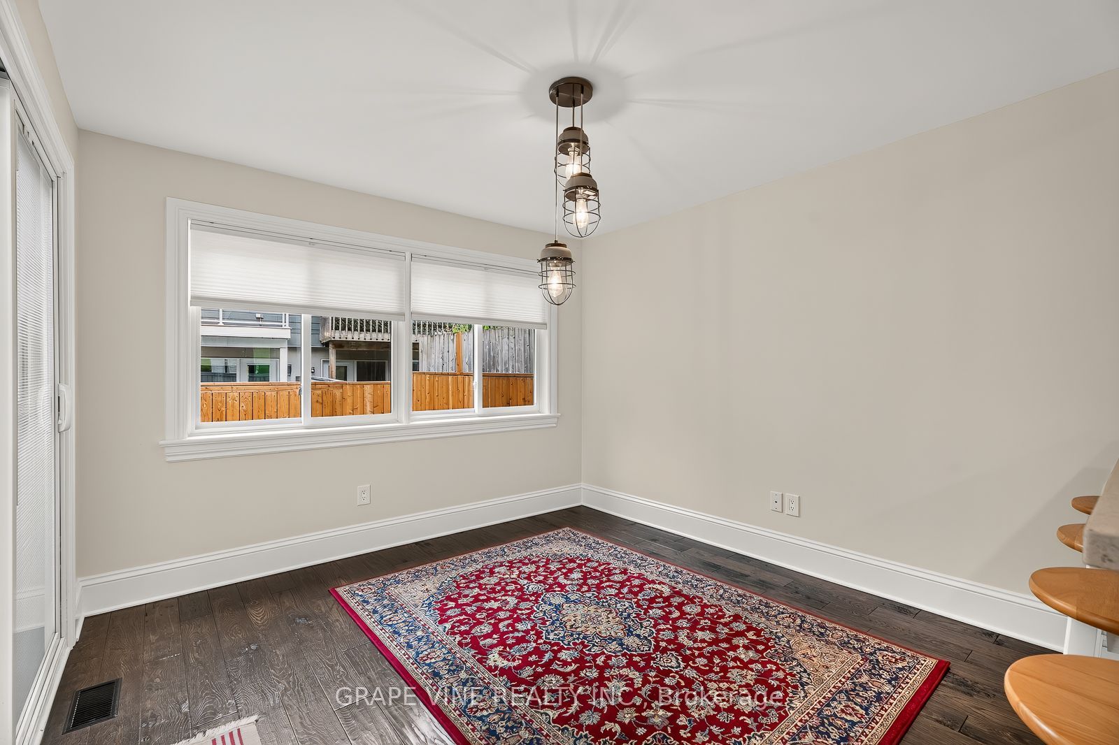 31 Westmount Avenue Property Photo 22