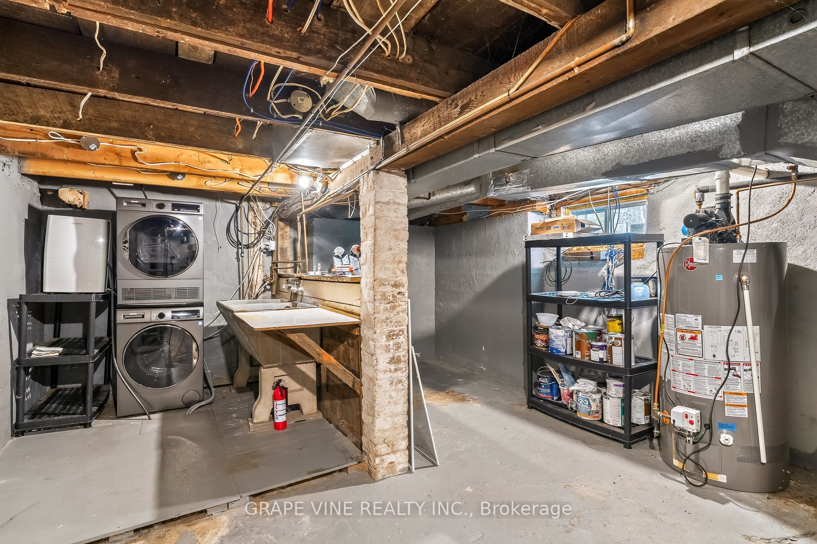 31 Westmount Avenue Property Photo 32
