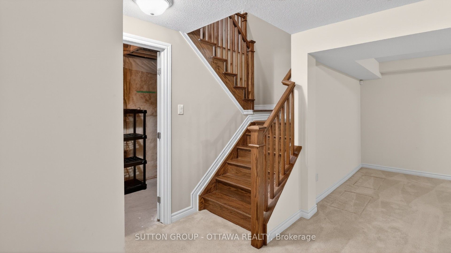 104 Passageway Private Property Photo 33