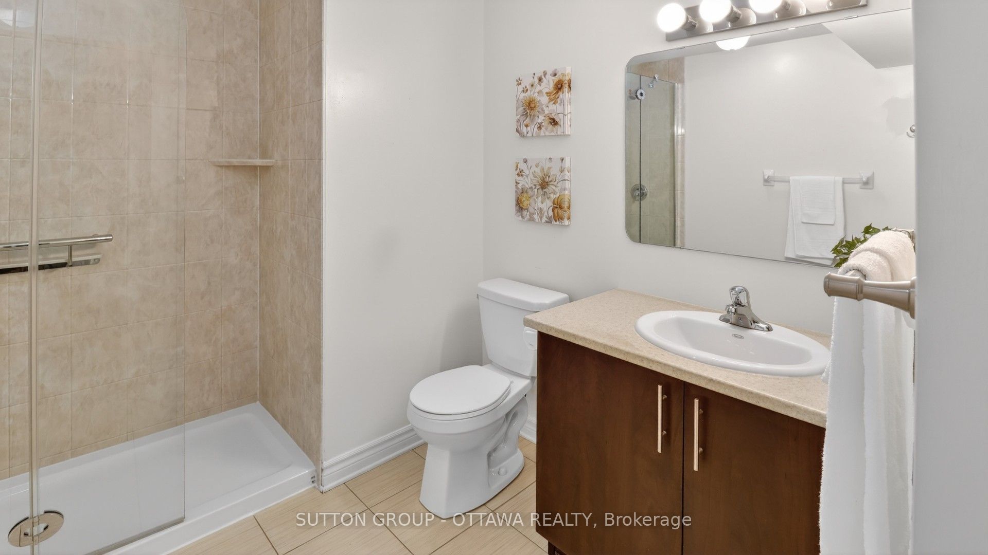 104 Passageway Private Property Photo 41