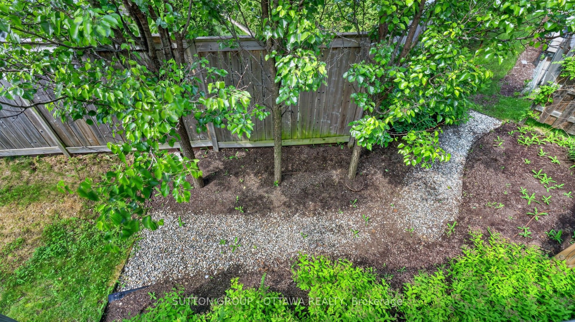 104 Passageway Private Property Photo 47