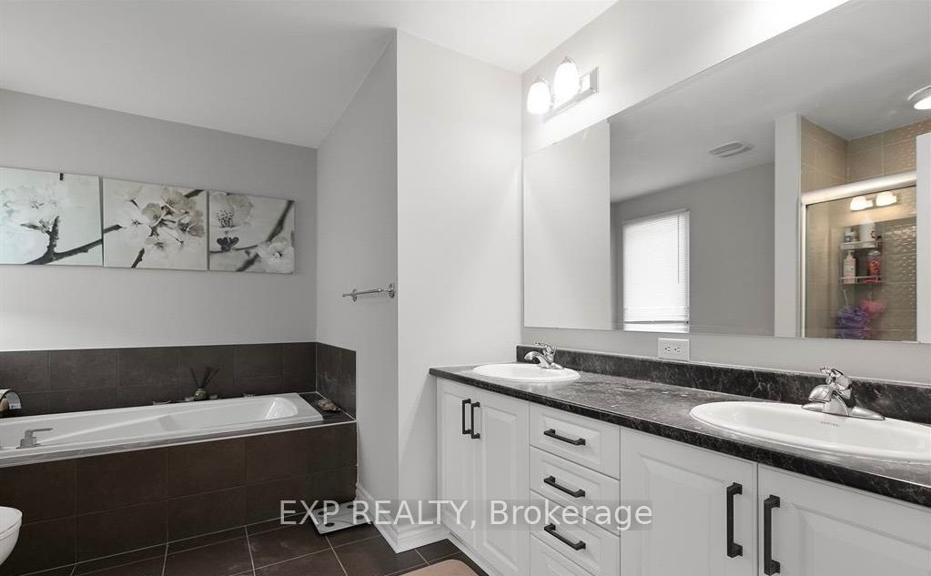 12 Knockaderry Crescent Property Photo 22