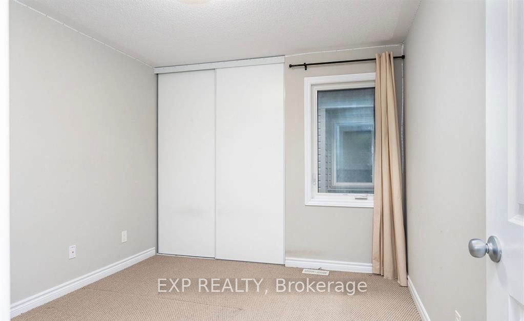 12 Knockaderry Crescent Property Photo 26