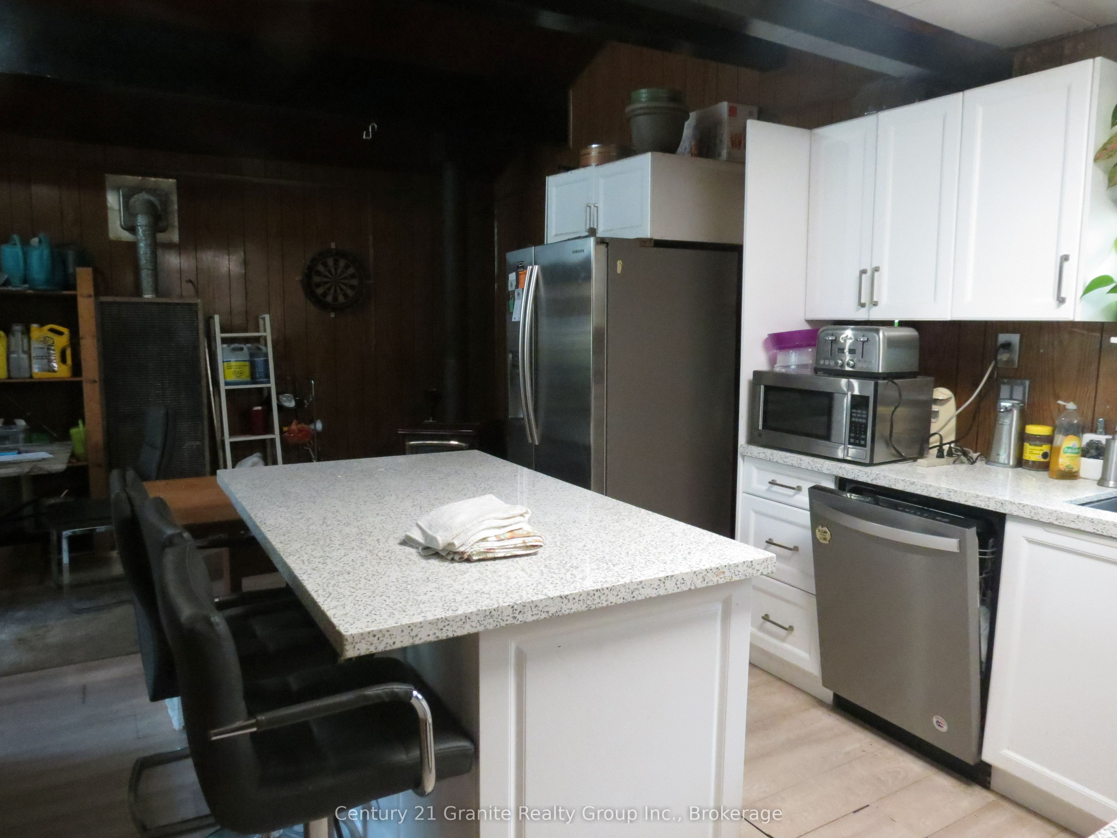 1060 Buttercup Drive Property Photo 5