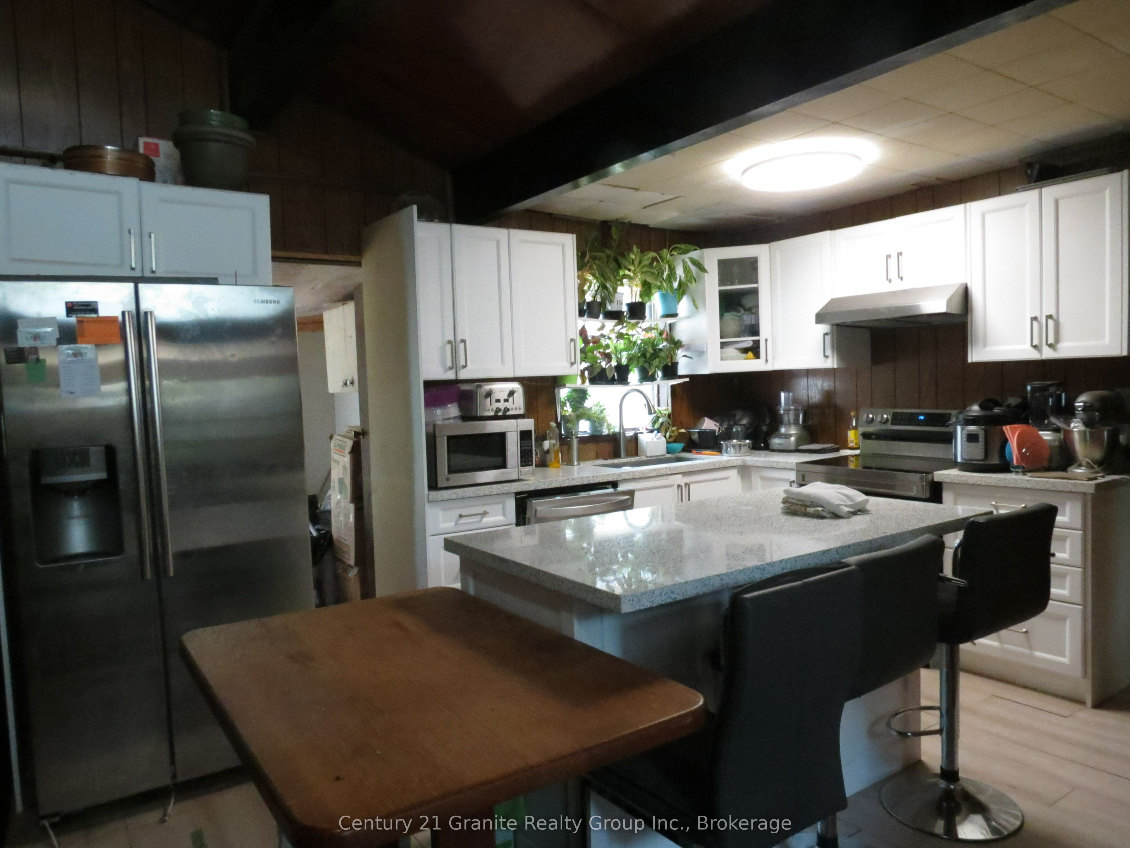 1060 Buttercup Drive Property Photo 6
