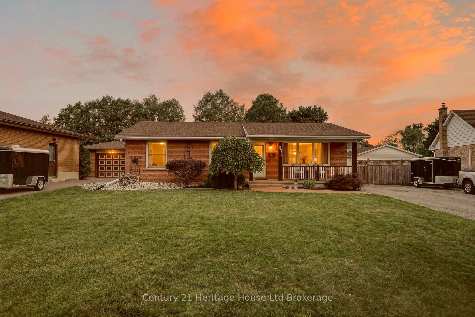 803 Gladstone Drive Property Photo 1