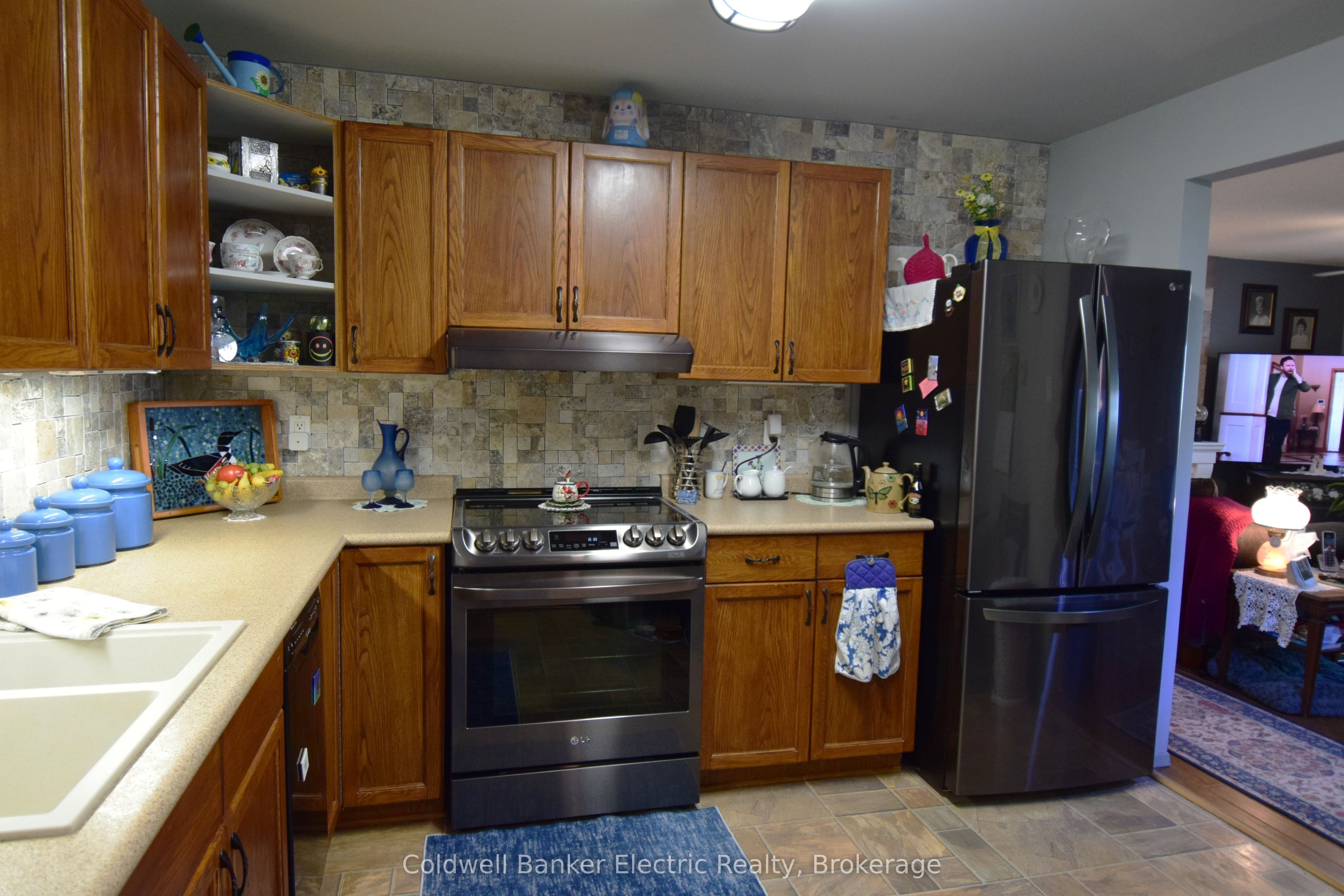 2418 Mountland Drive 104 Property Photo 12