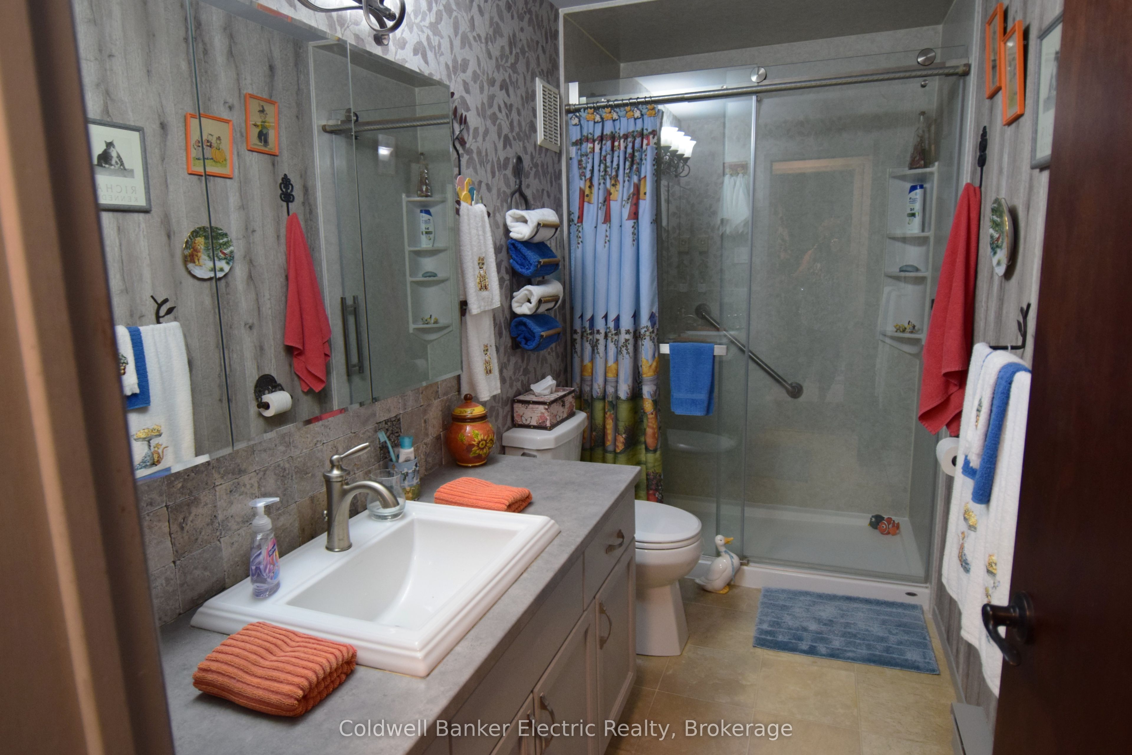 2418 Mountland Drive 104 Property Photo 15