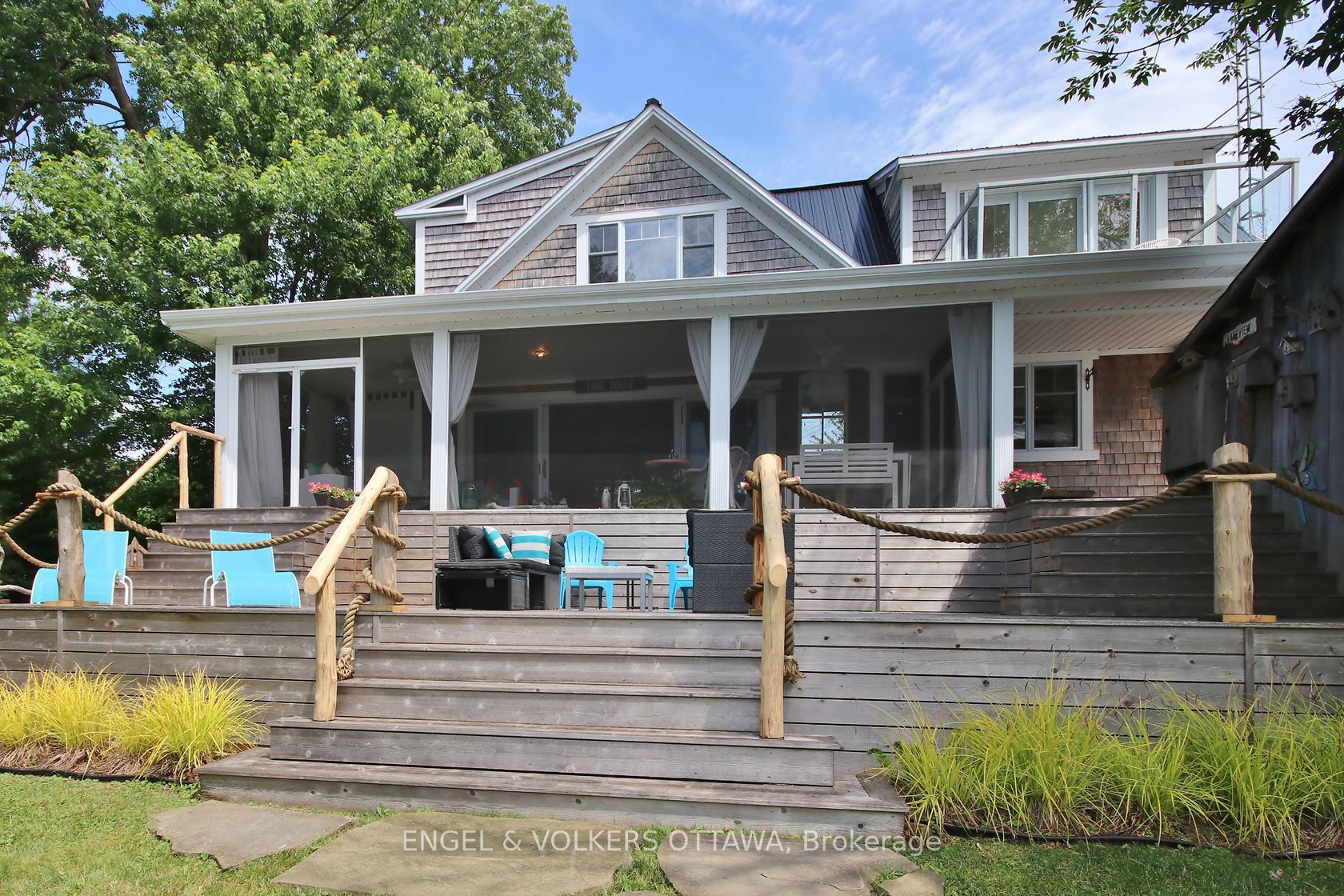2964 9th Line Property Photo 5