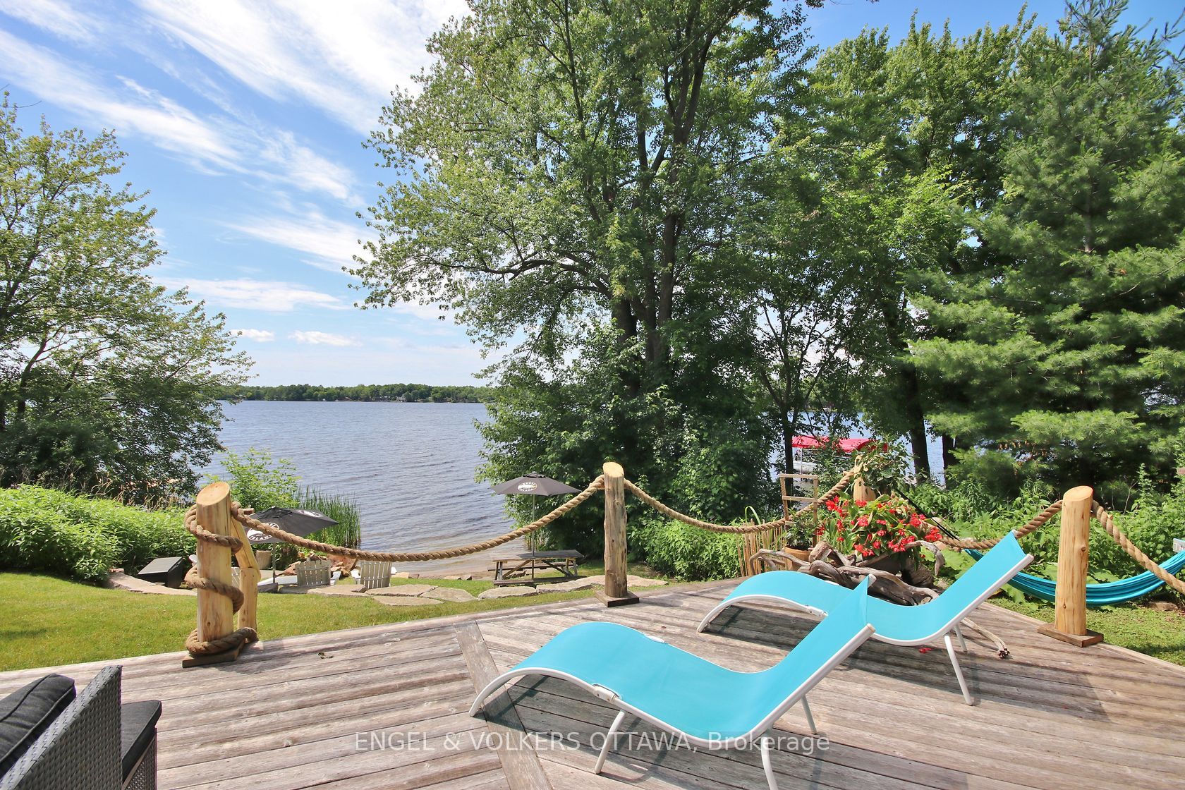 2964 9th Line Property Photo 9