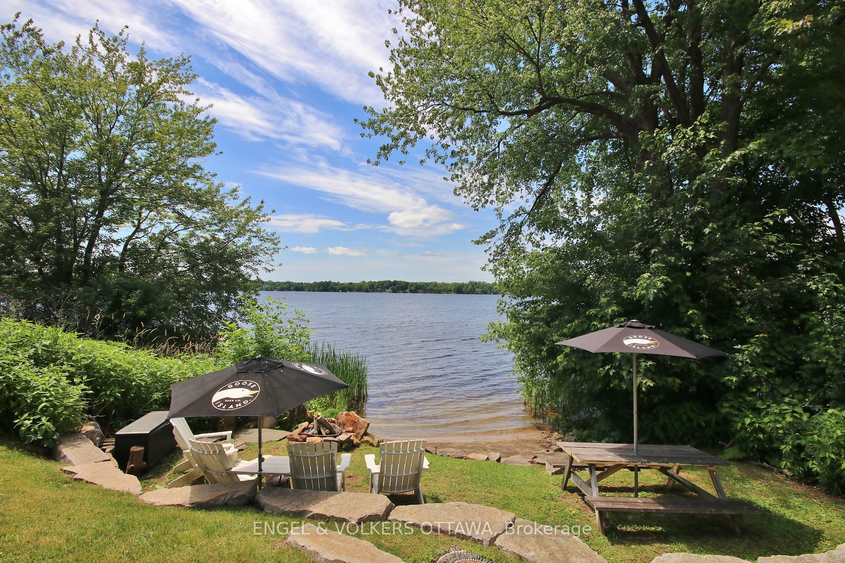 2964 9th Line Property Photo 10