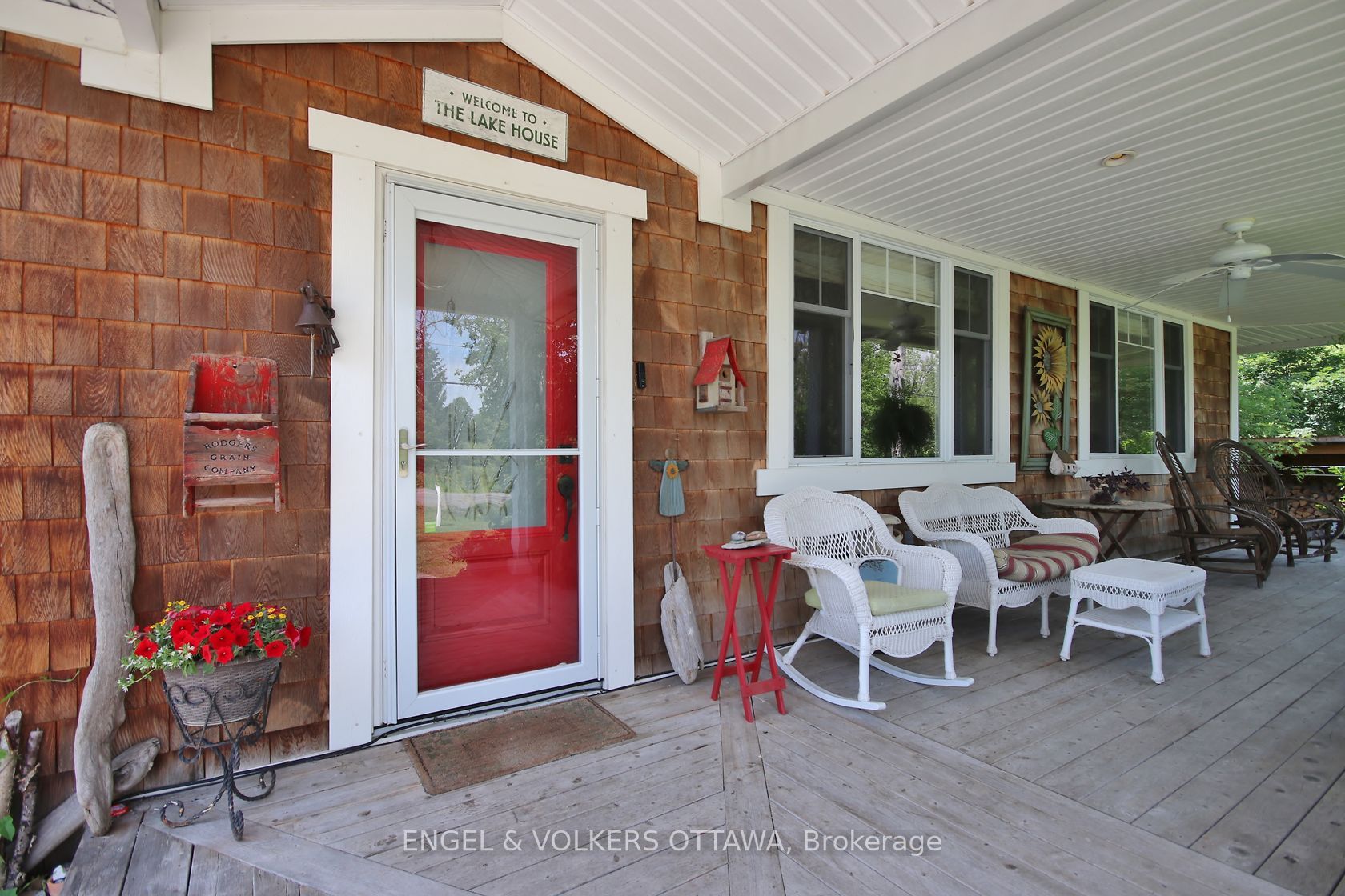 2964 9th Line Property Photo 17