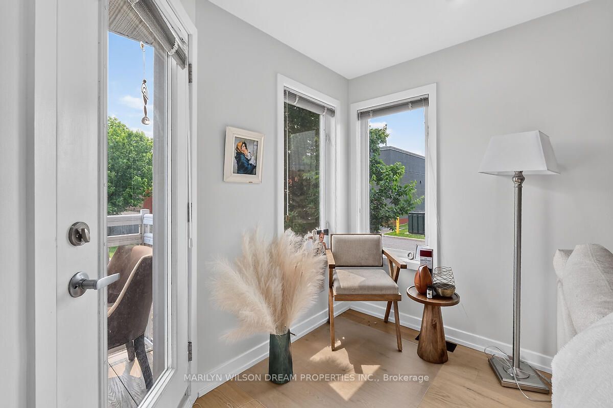 4522 Innes Road D Property Photo 9