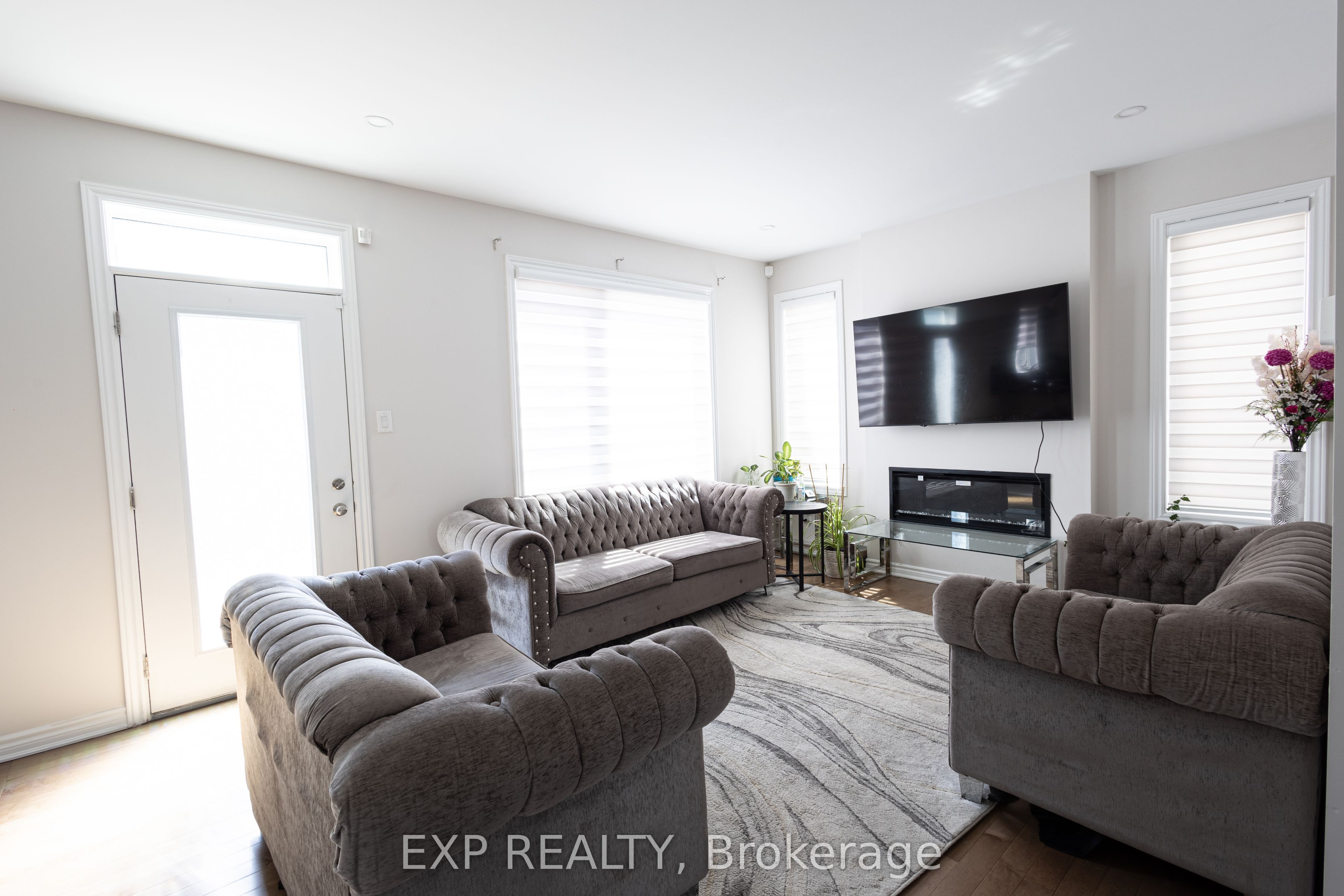 1008 Carden Lane Property Photo 9
