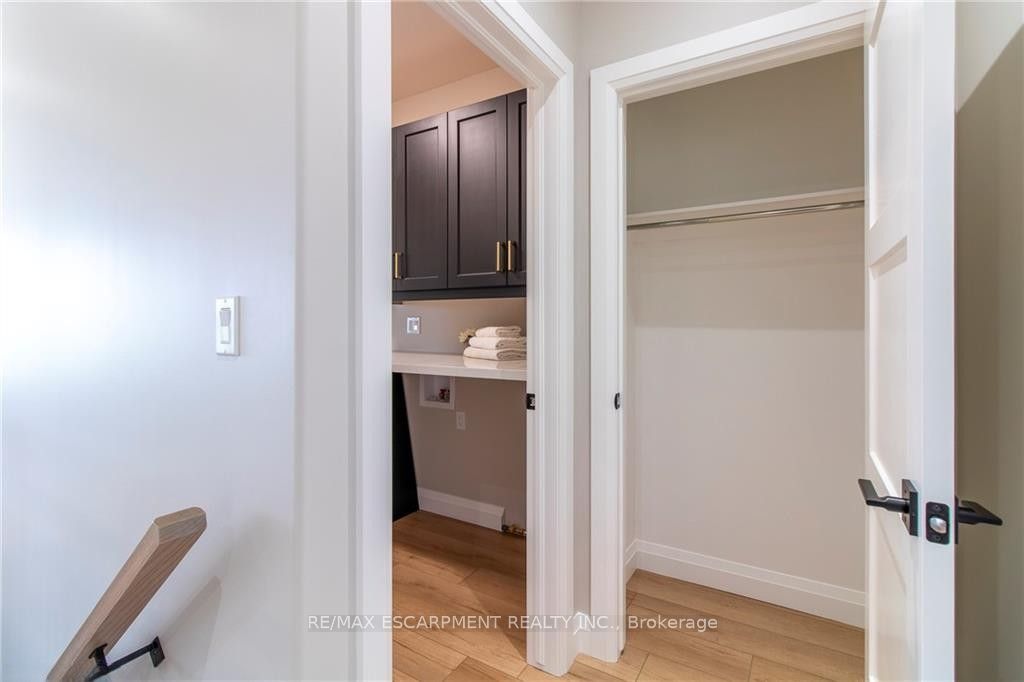 96 Craddock Boulevard Property Photo 19