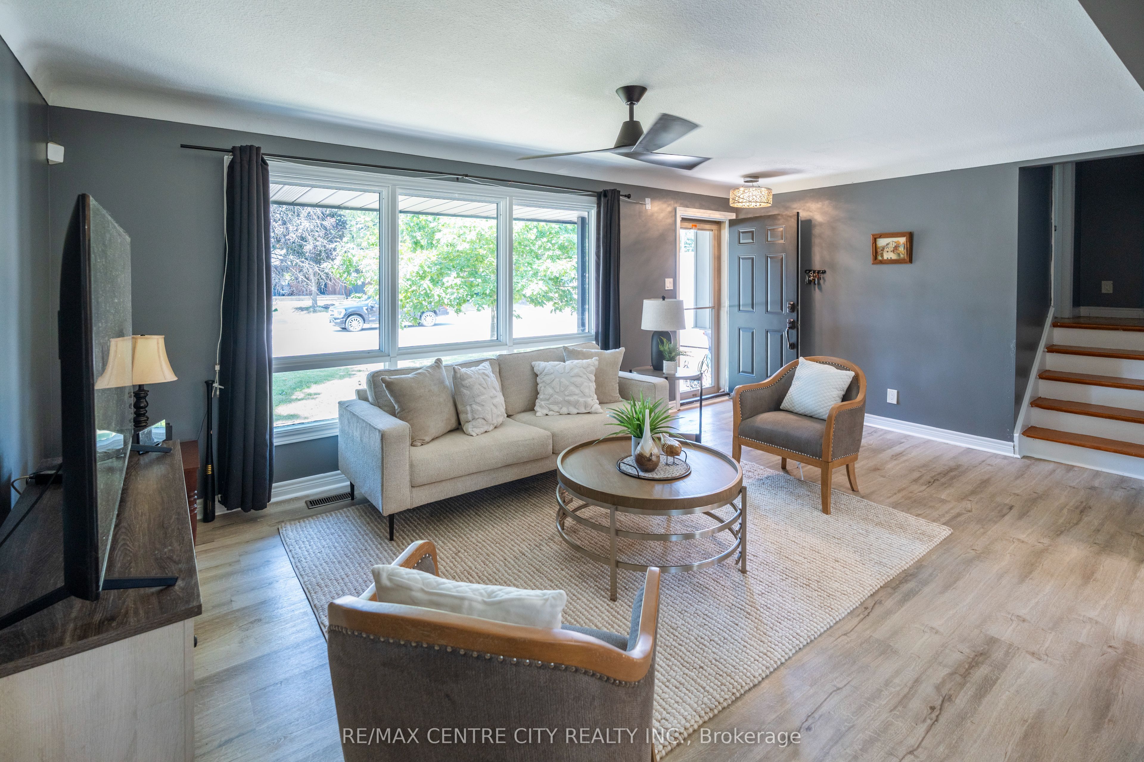140 Oakwood Place Property Photo 13
