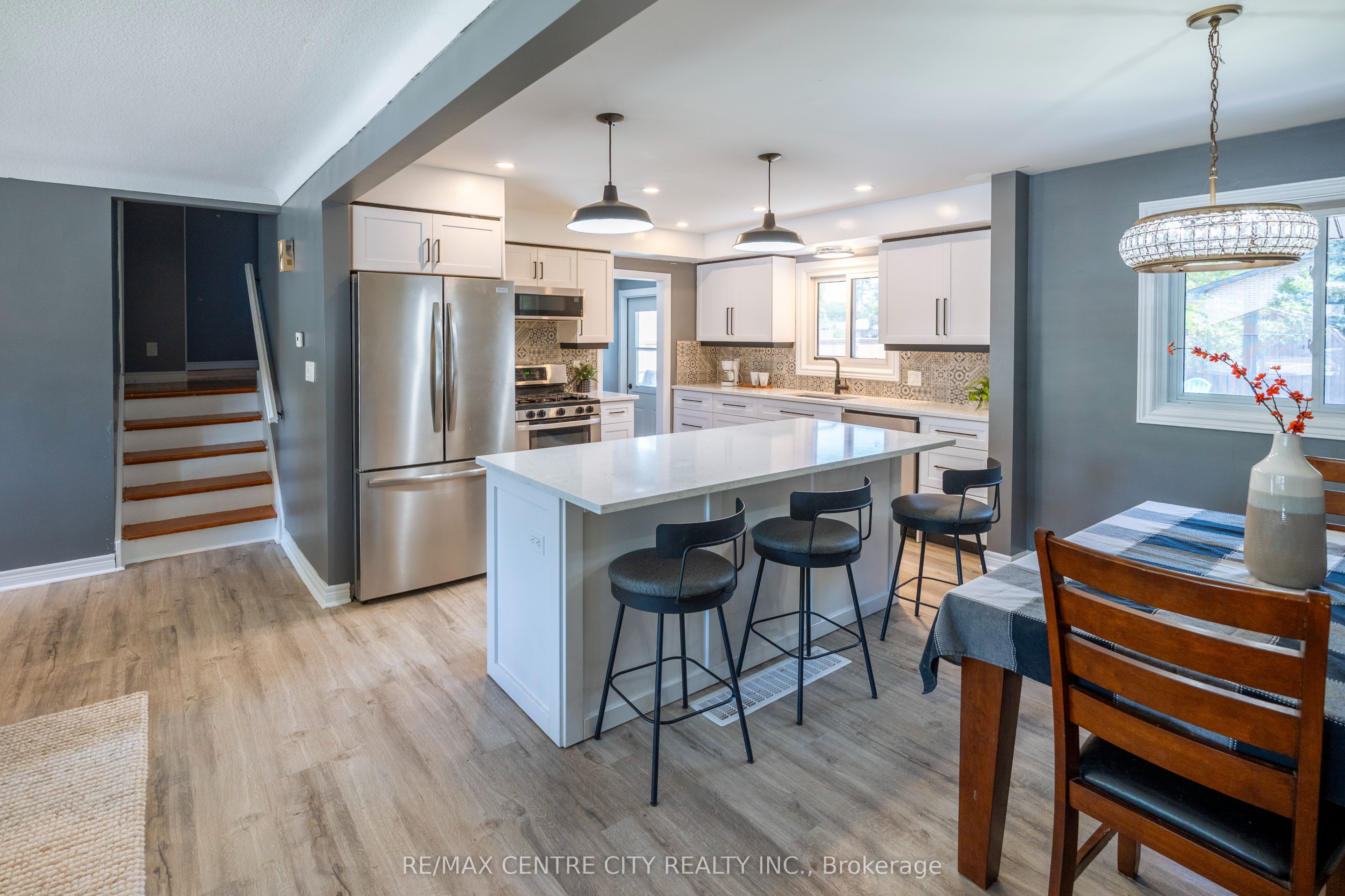 140 Oakwood Place Property Photo 20
