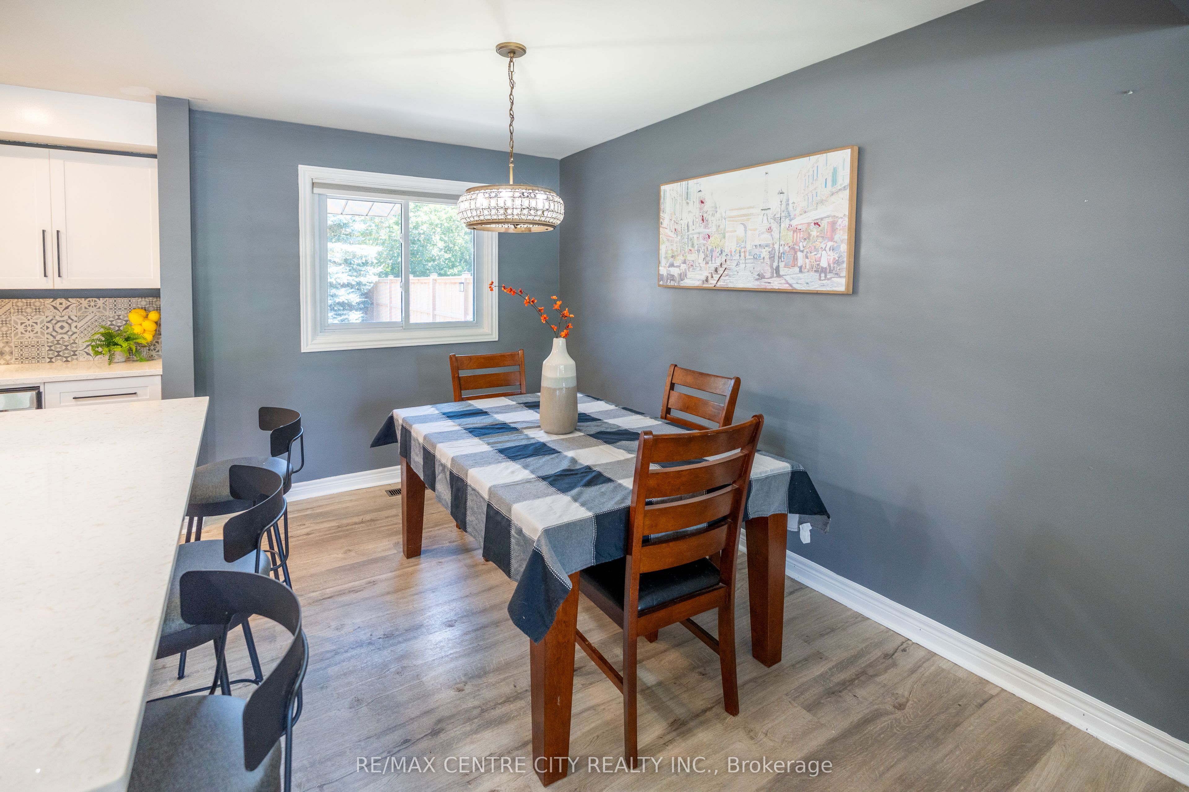 140 Oakwood Place Property Photo 22